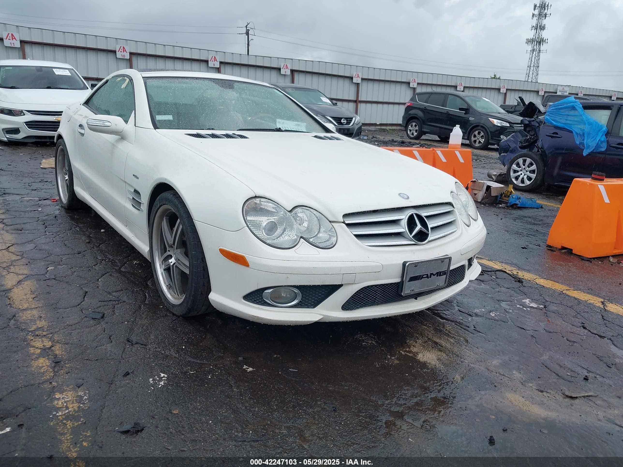 2007 Mercedes-benz Sl 550   Белый vin: WDBSK71F07F129697