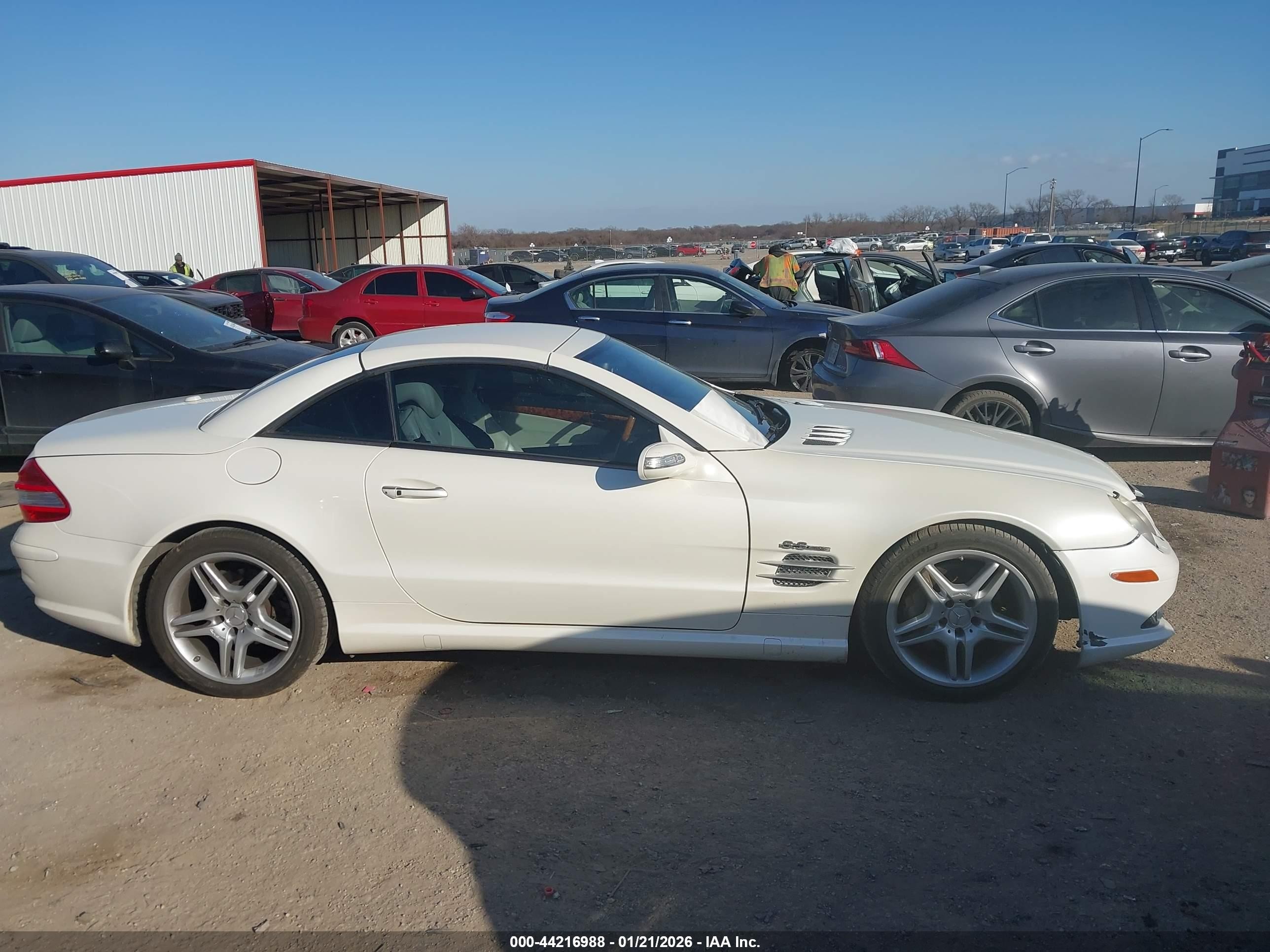 2007 Mercedes-benz Sl 550   Белый vin: WDBSK71F07F133913