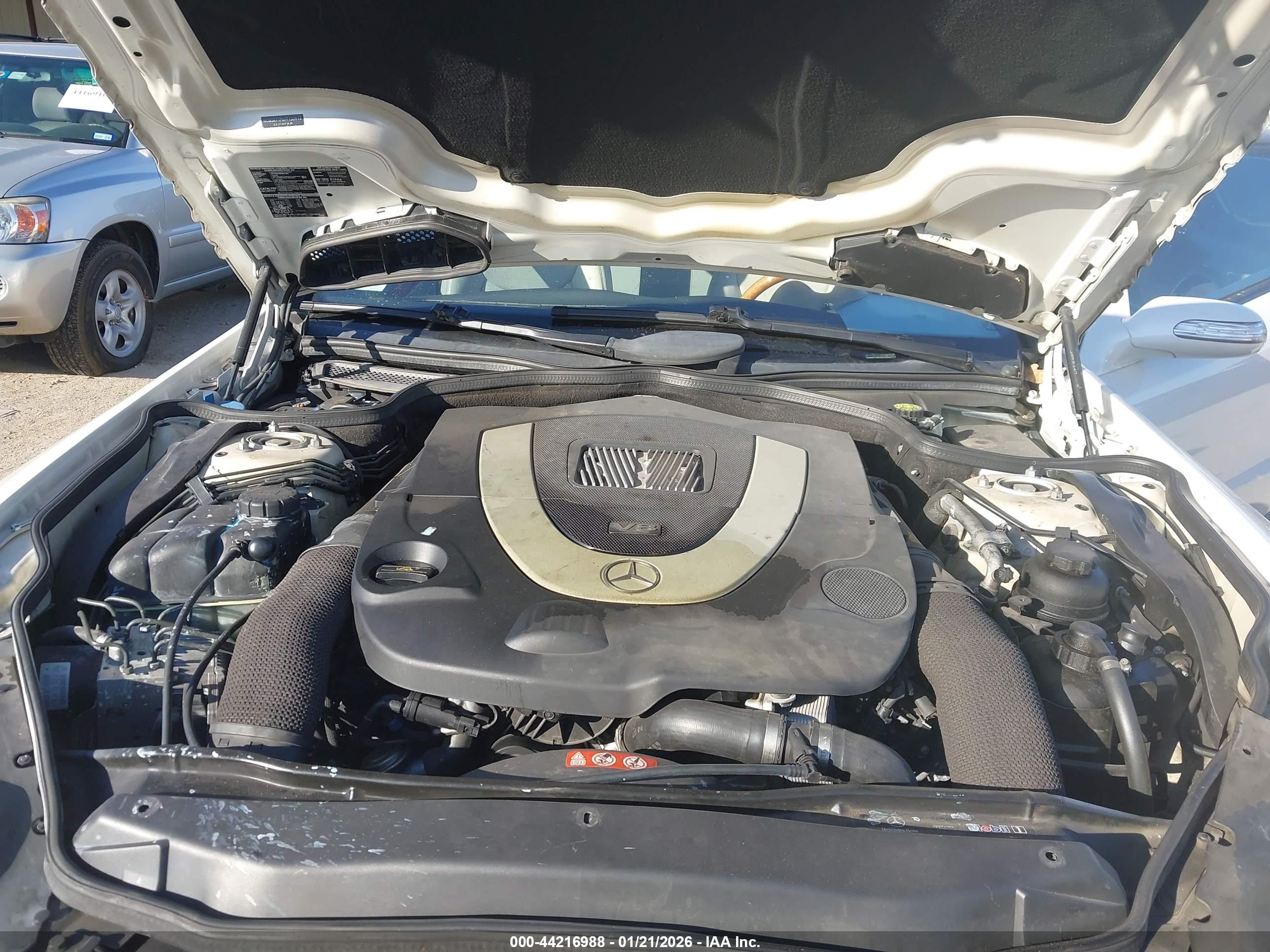 2007 Mercedes-benz Sl 550   Белый vin: WDBSK71F07F133913