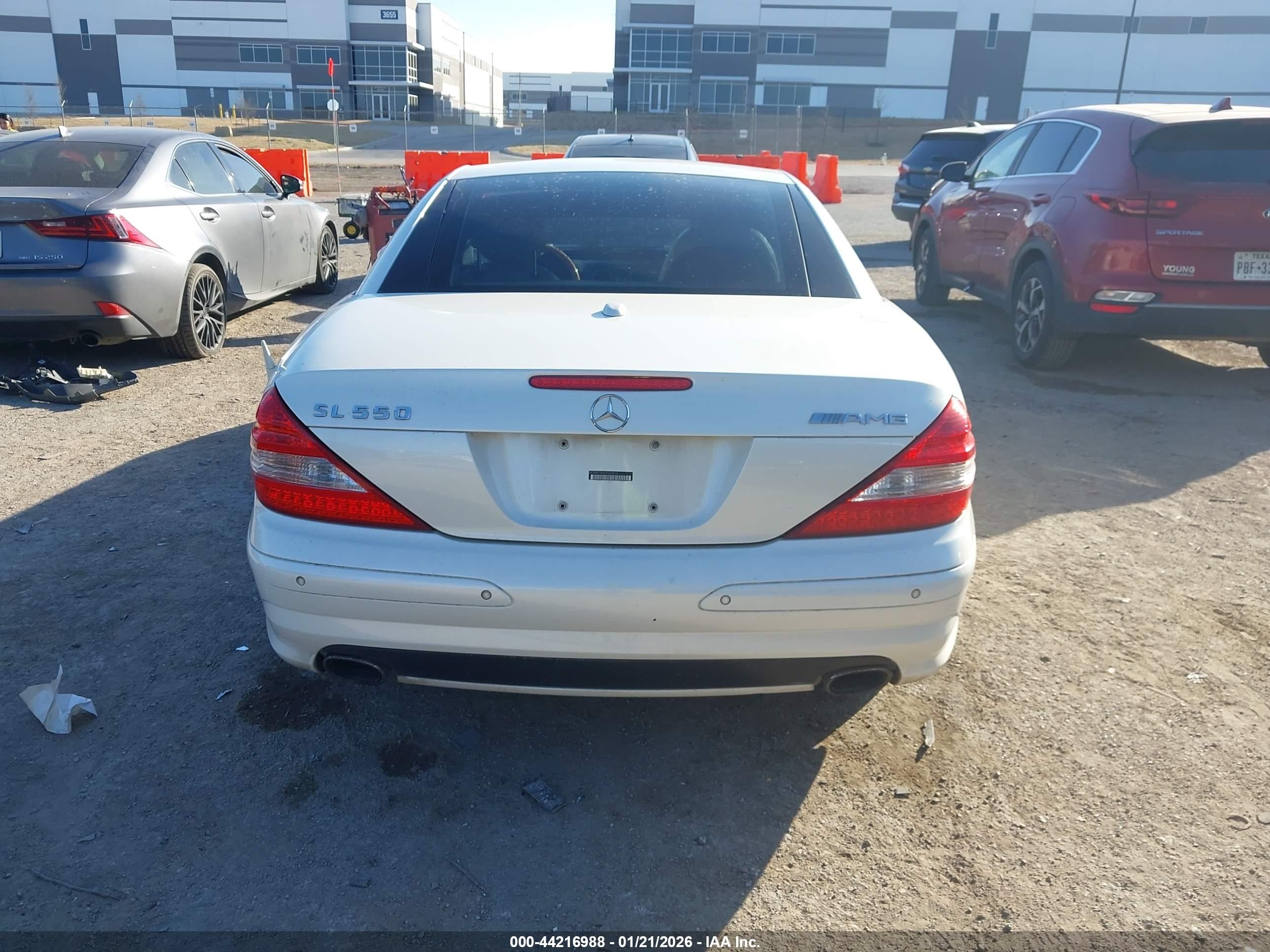 2007 Mercedes-benz Sl 550   Белый vin: WDBSK71F07F133913