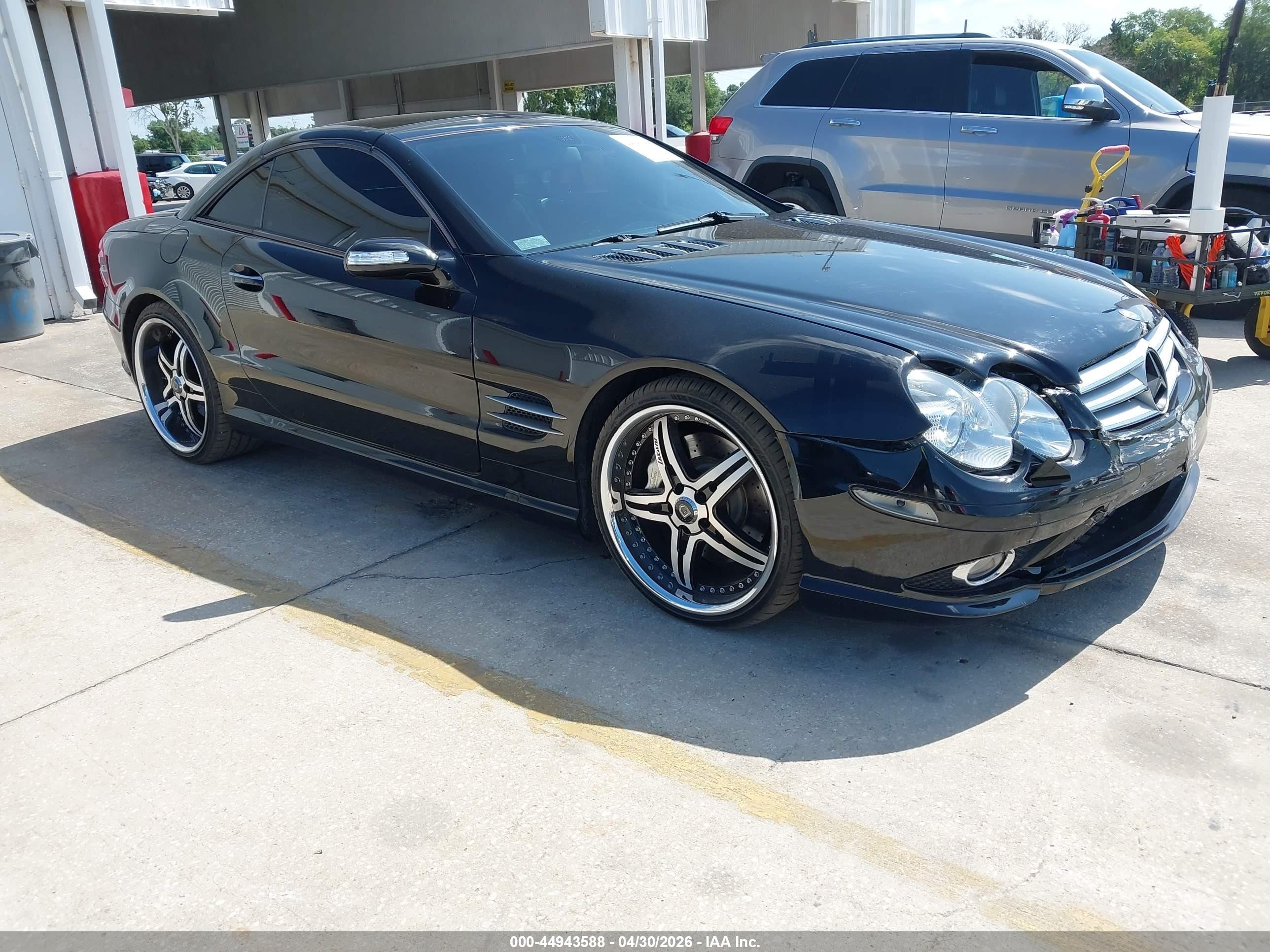 2008 Mercedes-benz Sl 550   Black vin: WDBSK71F08F141222