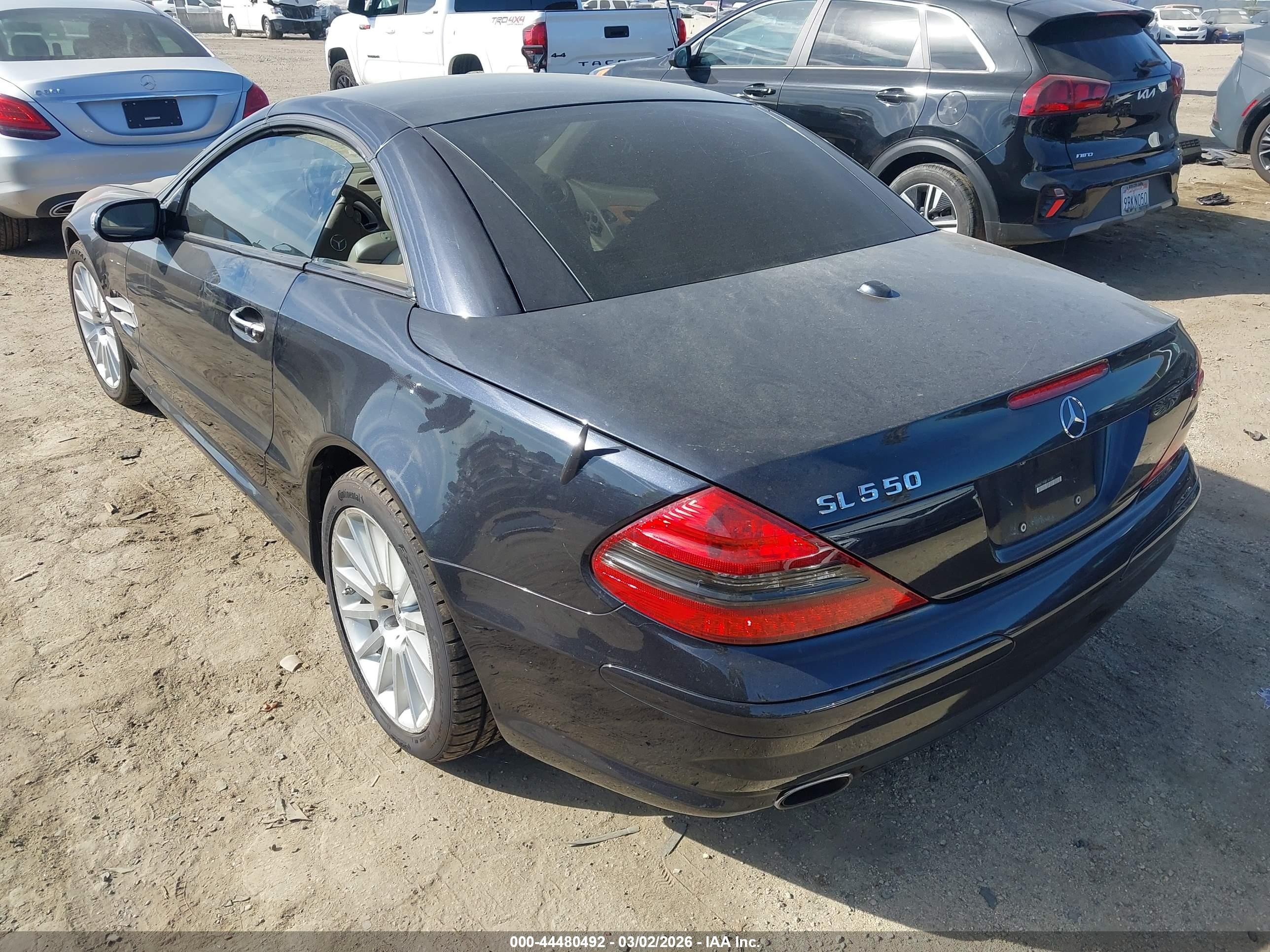 2008 Mercedes-benz Sl 550   Gray vin: WDBSK71F08F141334