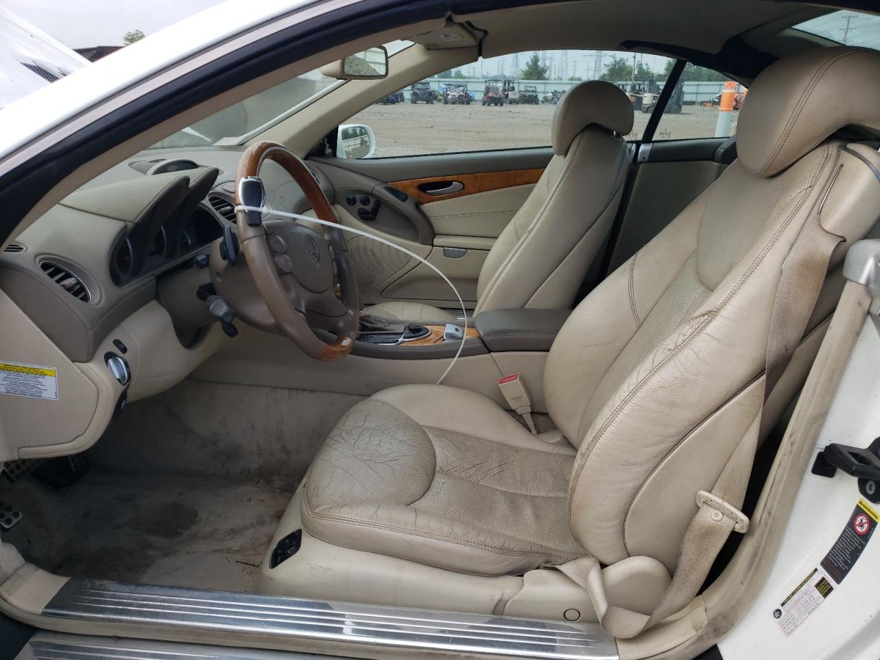 2007 Mercedes-benz Sl 550 White vin: WDBSK71F17F135878