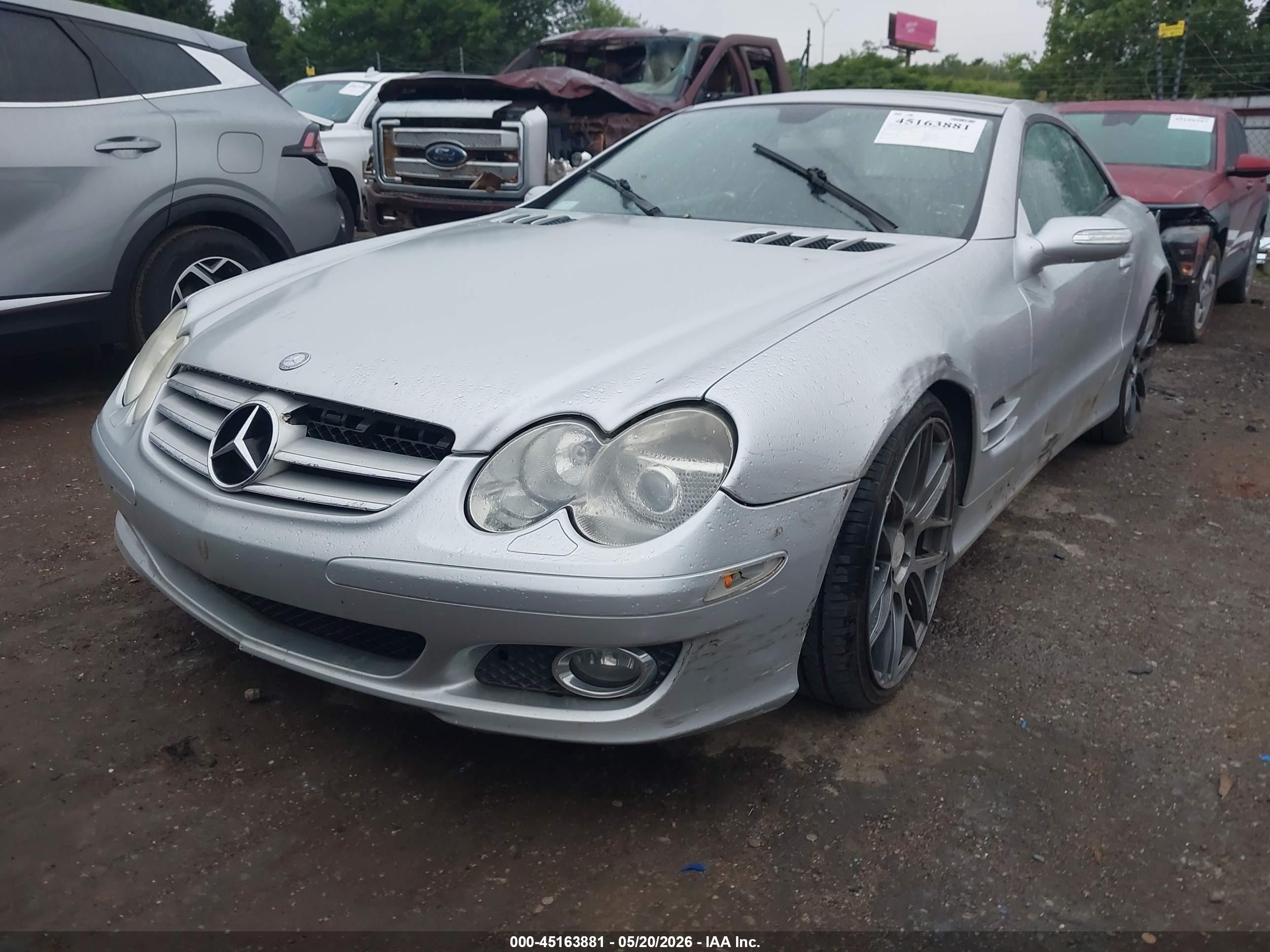 2008 Mercedes-benz Sl 550   Silver vin: WDBSK71F18F136076