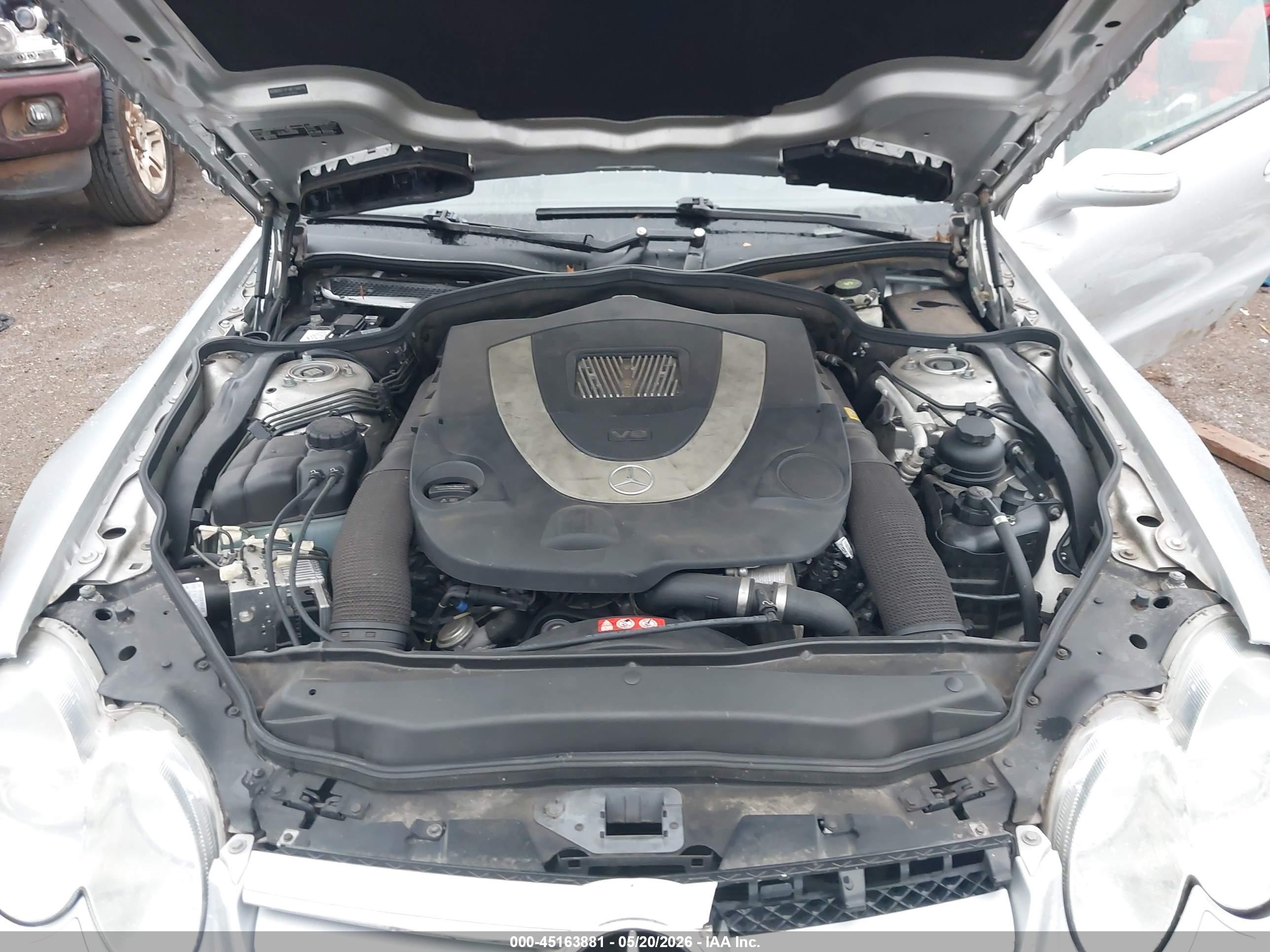 2008 Mercedes-benz Sl 550   Silver vin: WDBSK71F18F136076
