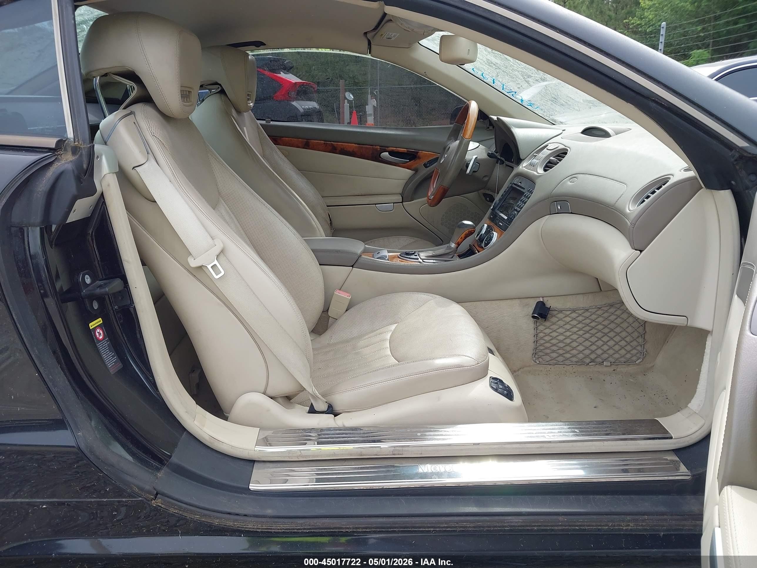 2009 Mercedes-benz Sl 550   Черный vin: WDBSK71F19F145460