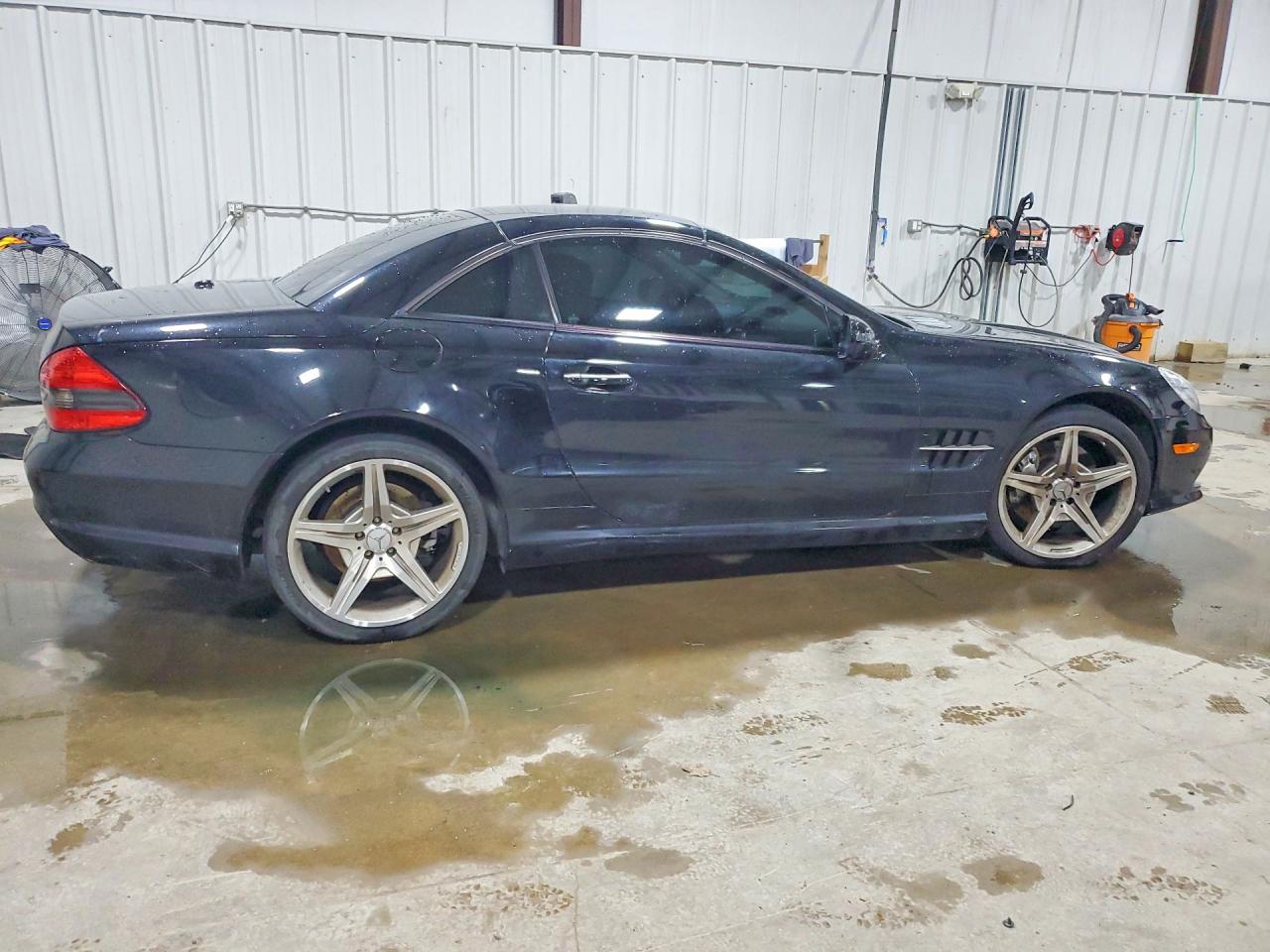 2009 Mercedes-benz Sl 550 Black vin: WDBSK71F19F152781