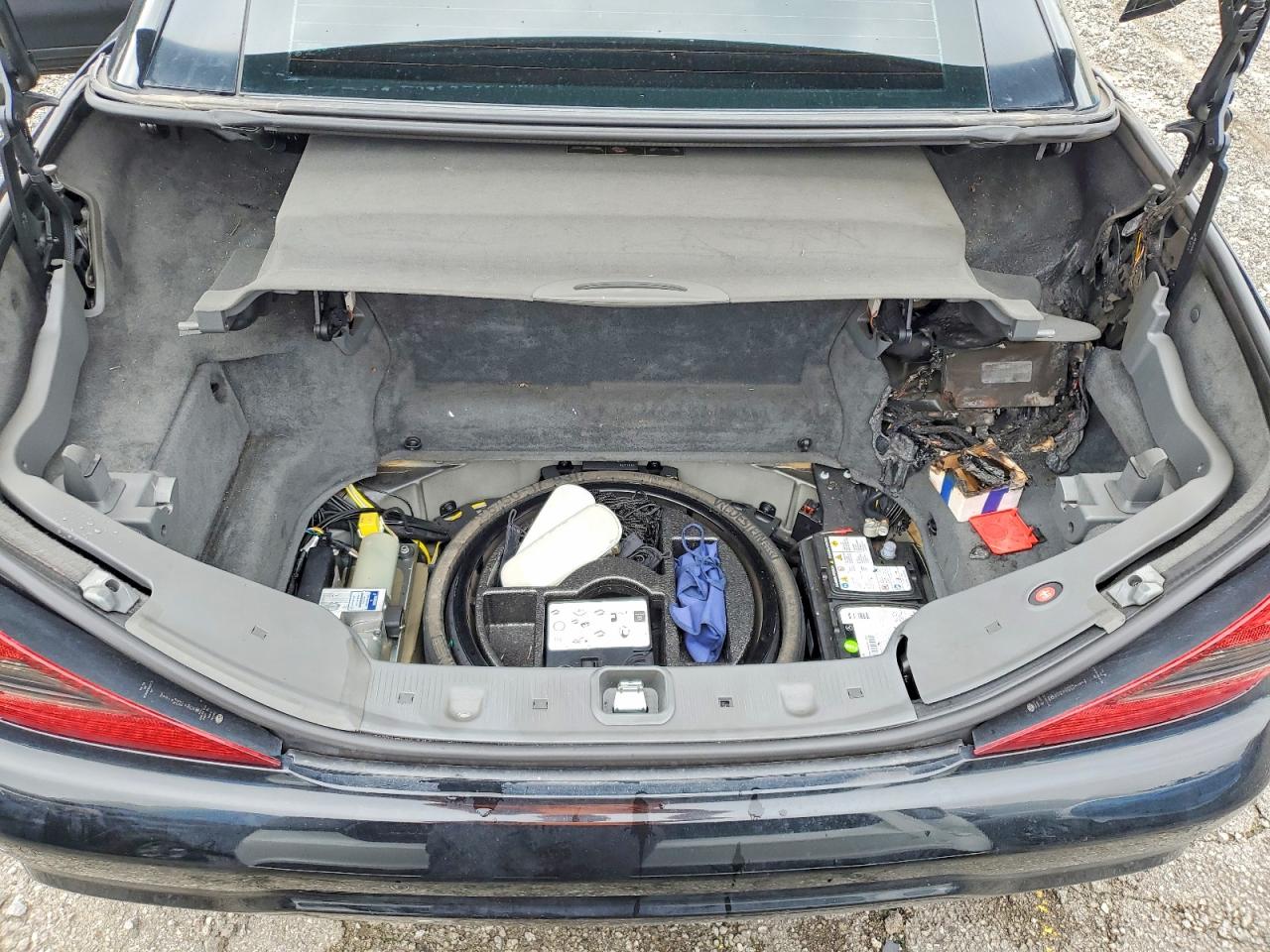 2009 Mercedes-benz Sl 550 Black vin: WDBSK71F19F152781