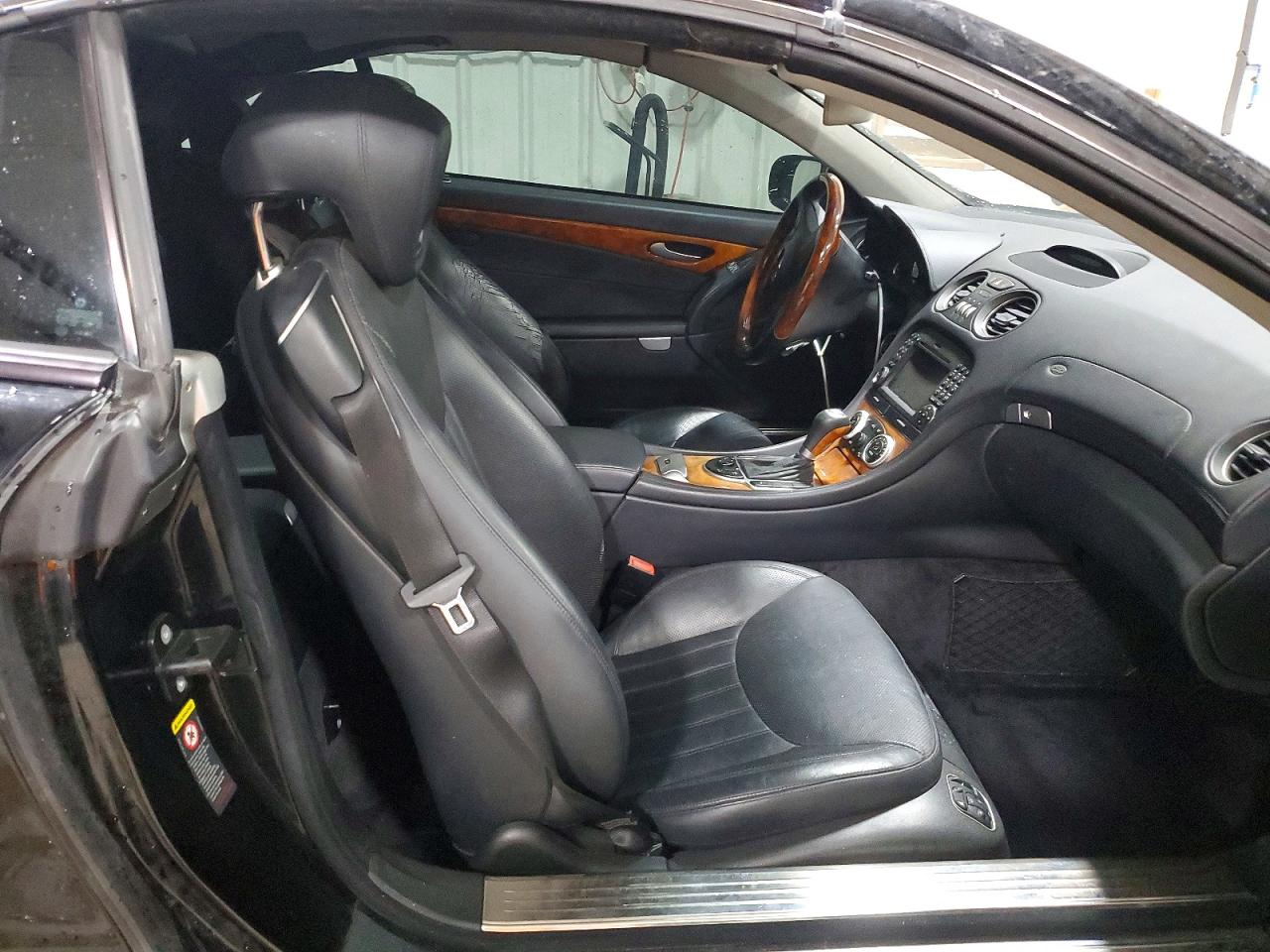 2009 Mercedes-benz Sl 550 Black vin: WDBSK71F19F152781