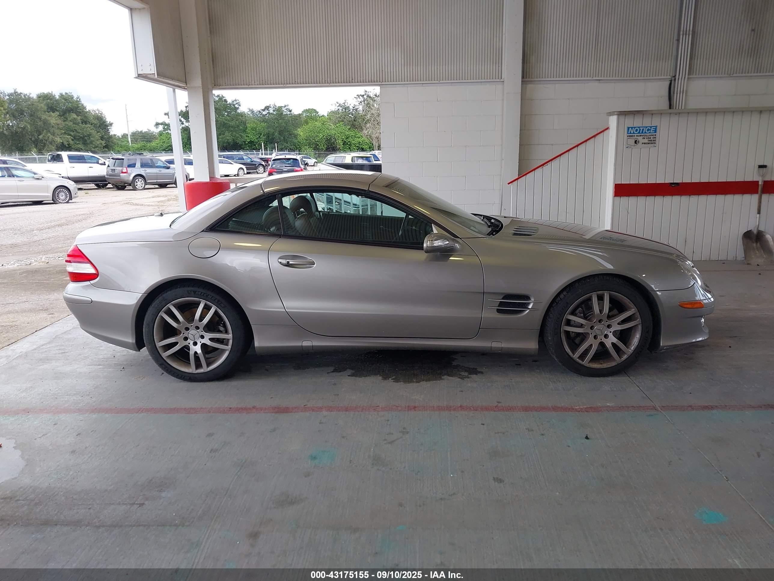 2007 Mercedes-benz Sl 550   Серебряный vin: WDBSK71F27F118586