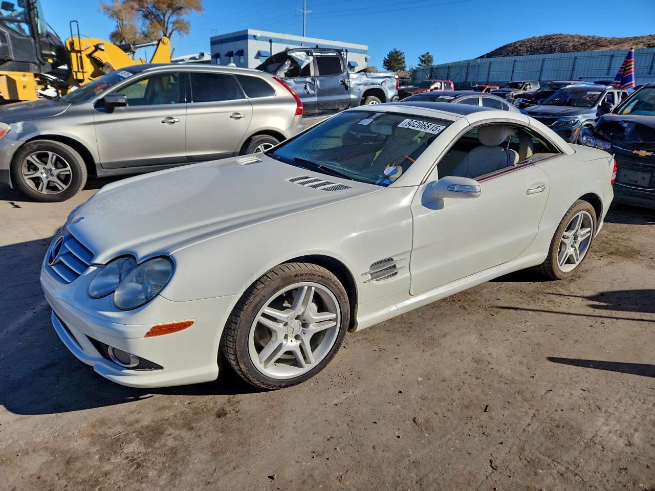 2007 Mercedes-benz Sl 550 White vin: WDBSK71F27F132634