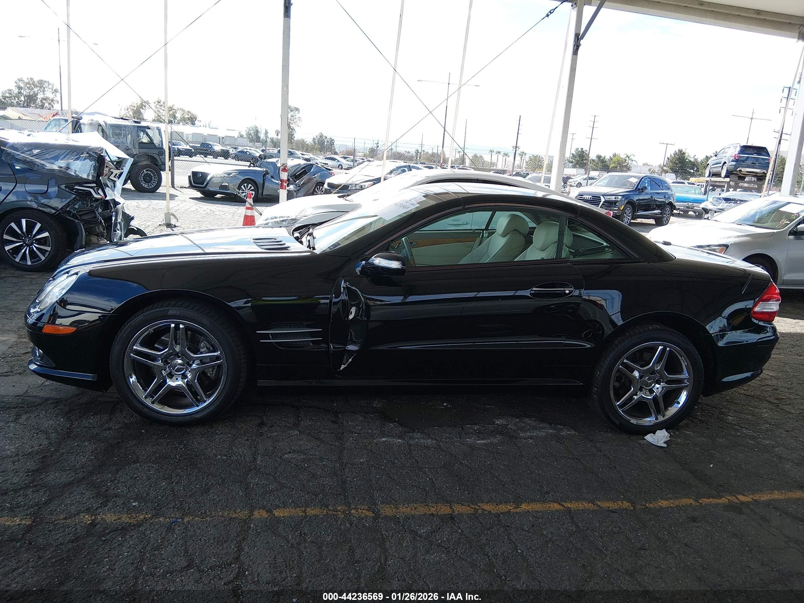 2008 Mercedes-benz Sl 550   Черный vin: WDBSK71F28F136426
