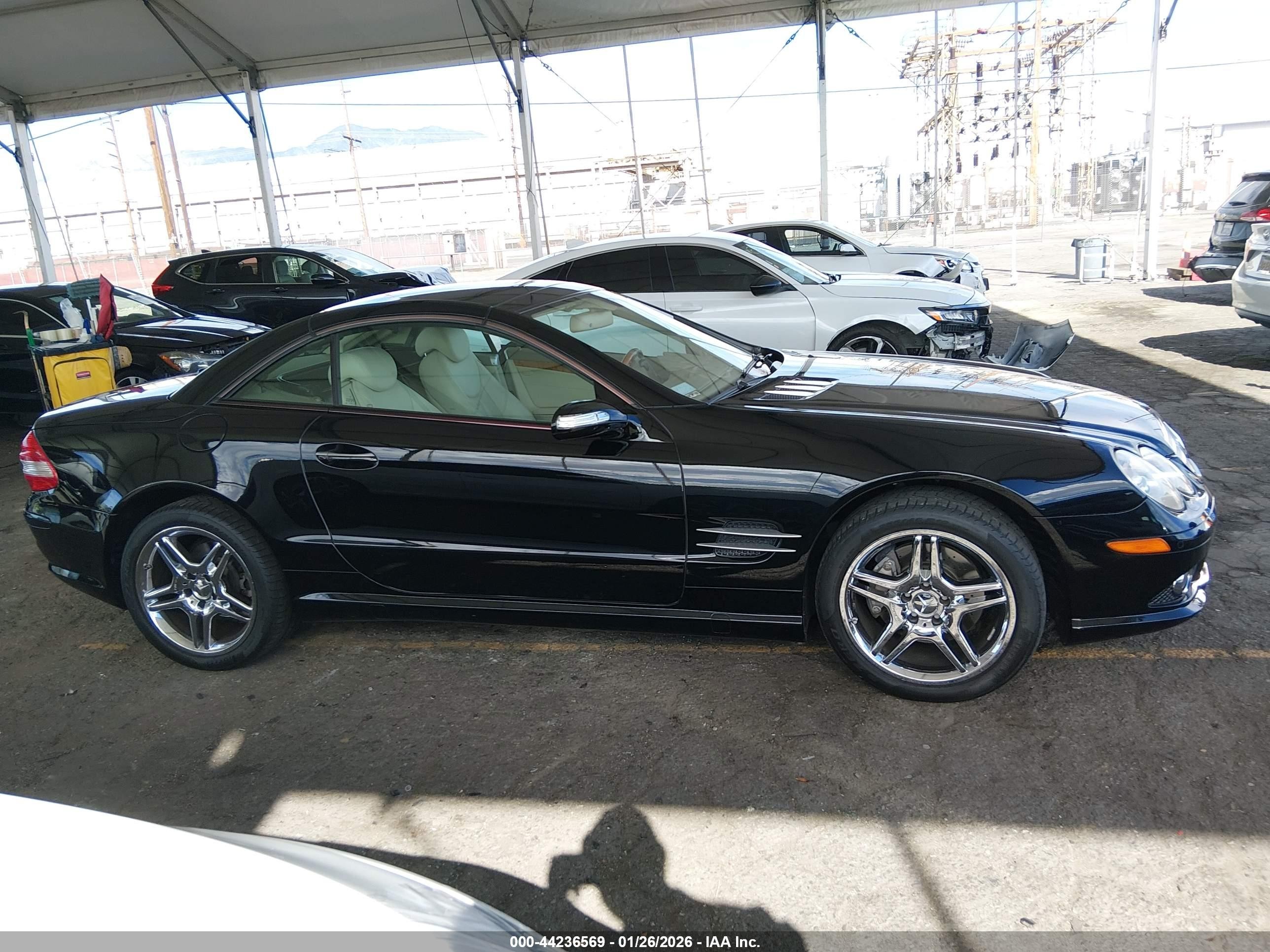 2008 Mercedes-benz Sl 550   Черный vin: WDBSK71F28F136426