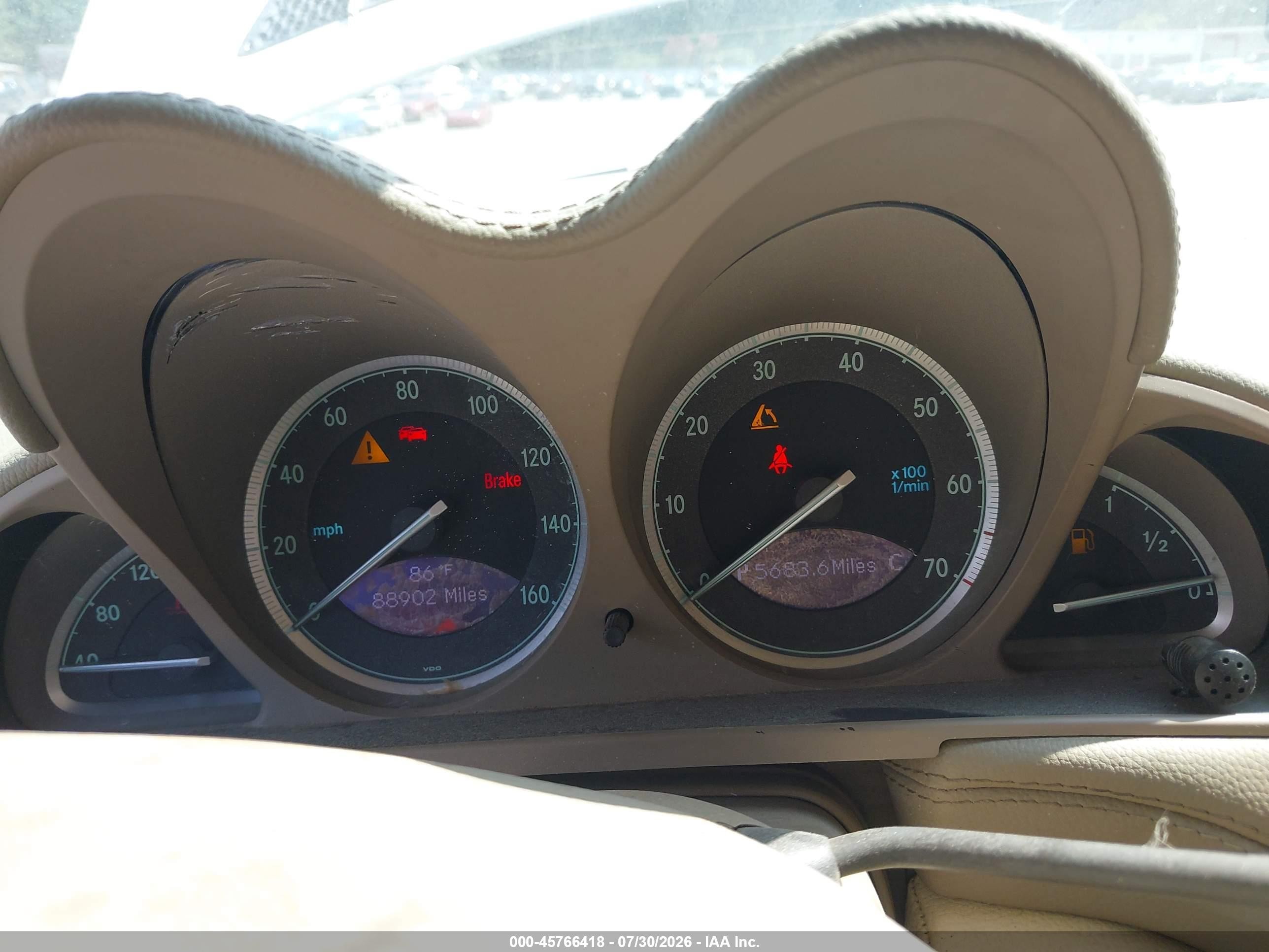 2008 Mercedes-benz Sl 550   Белый vin: WDBSK71F28F137494