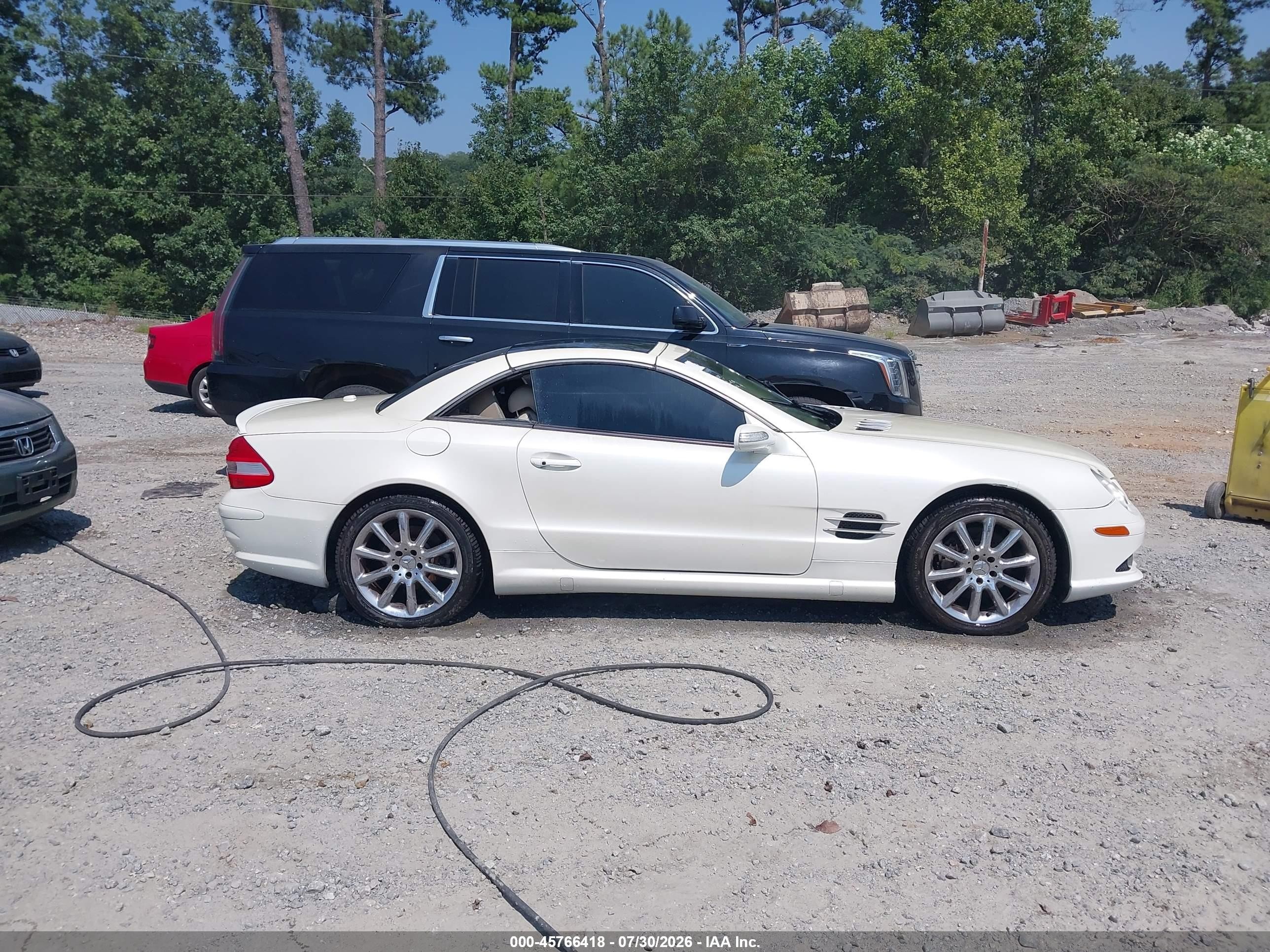 2008 Mercedes-benz Sl 550   Белый vin: WDBSK71F28F137494