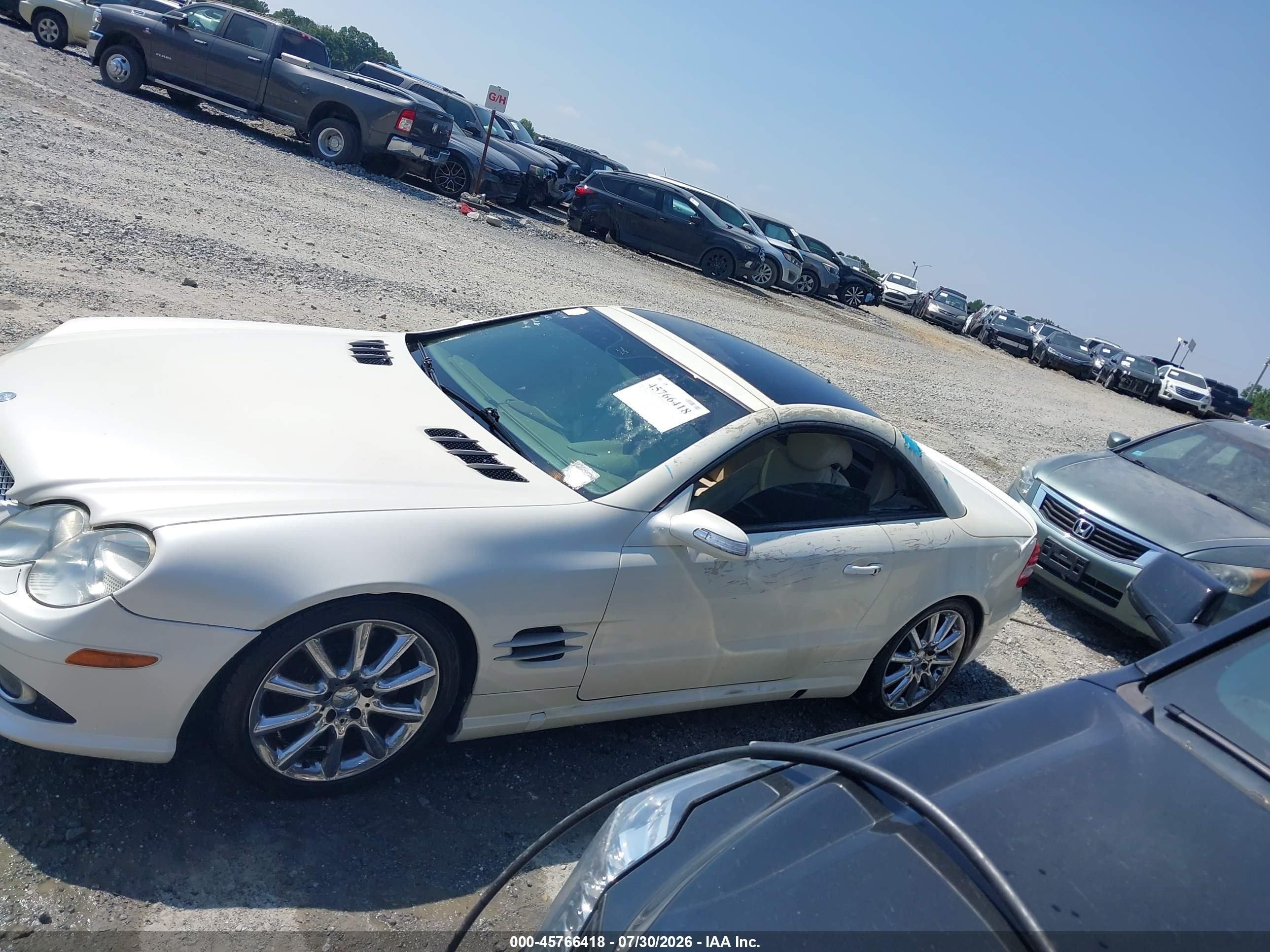 2008 Mercedes-benz Sl 550   Белый vin: WDBSK71F28F137494