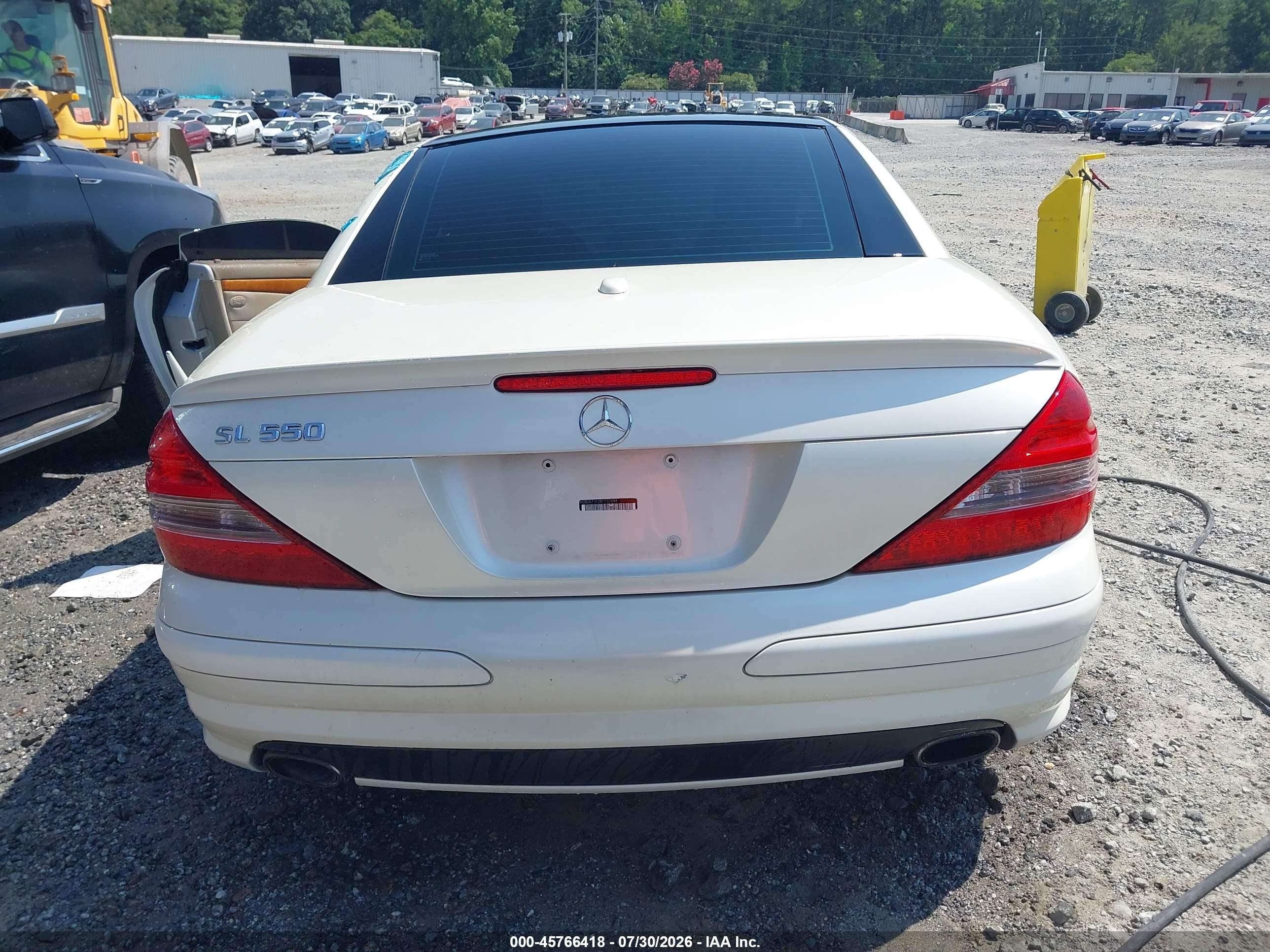 2008 Mercedes-benz Sl 550   Белый vin: WDBSK71F28F137494