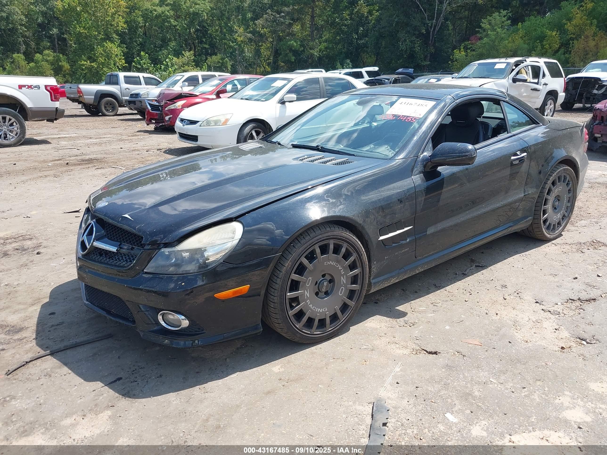 2009 Mercedes-benz Sl 550   Black vin: WDBSK71F29F145760