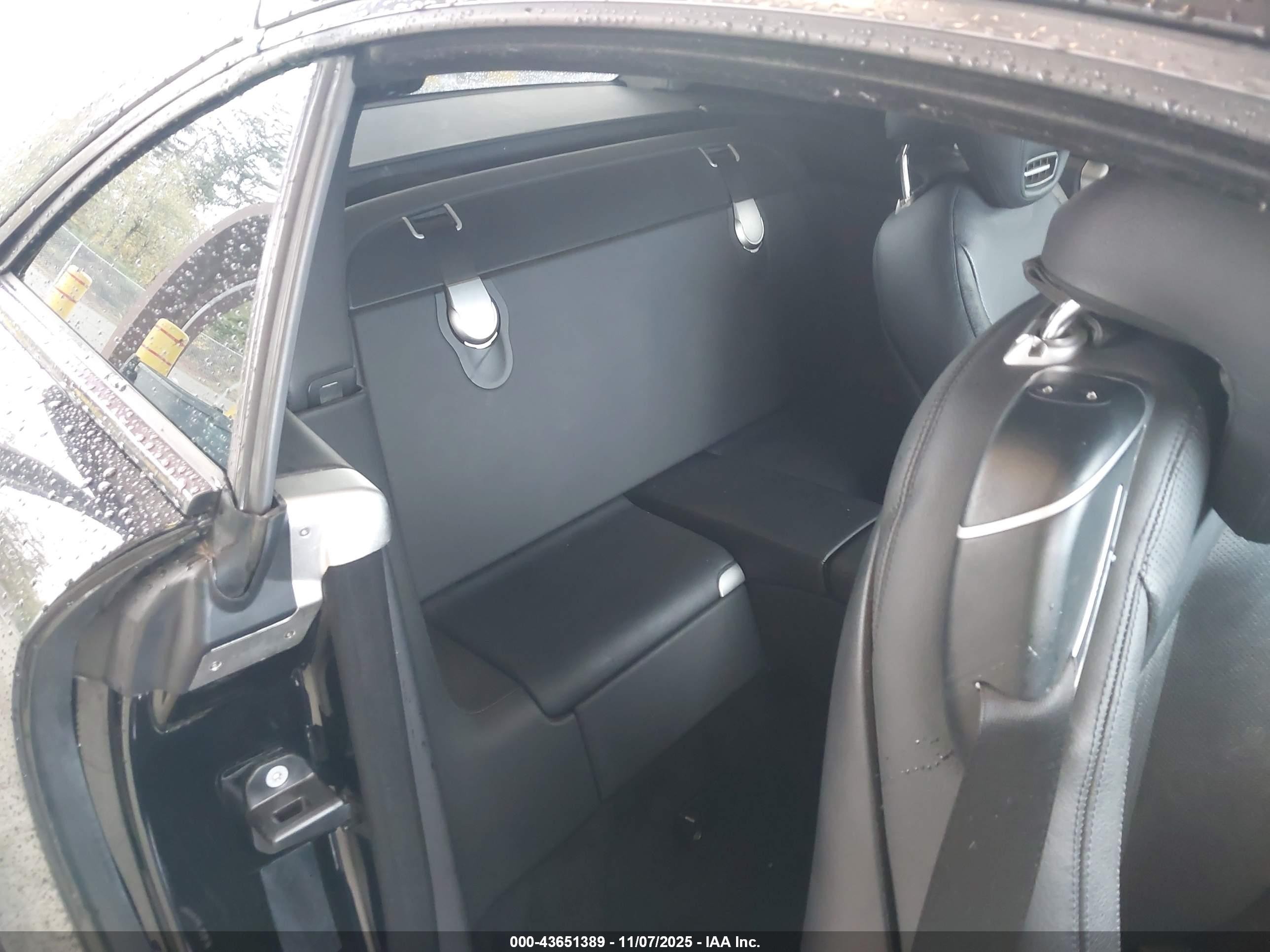 2009 Mercedes-benz Sl 550   Black vin: WDBSK71F29F147282
