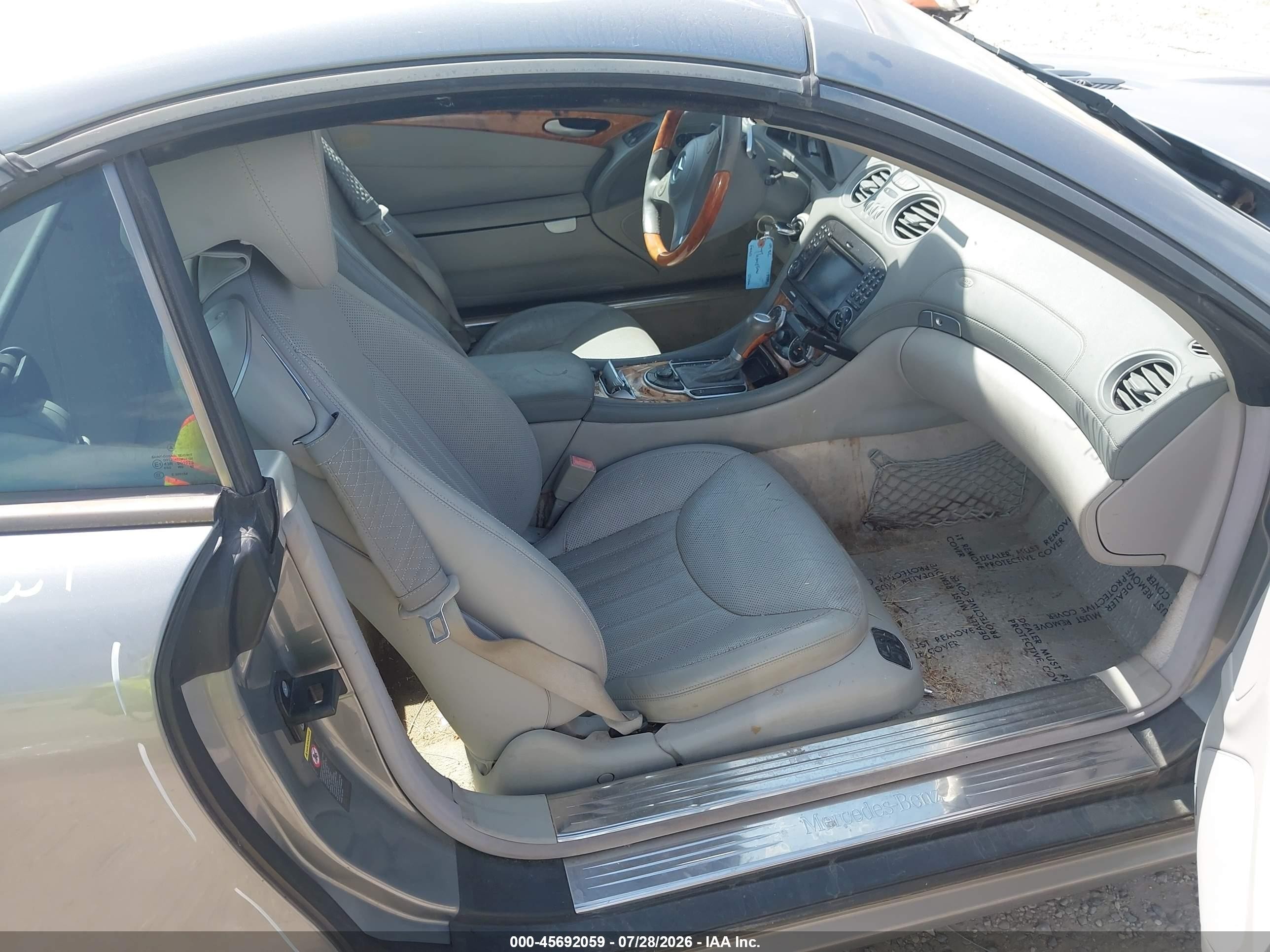 2009 Mercedes-benz Sl 550   Silver vin: WDBSK71F29F151395