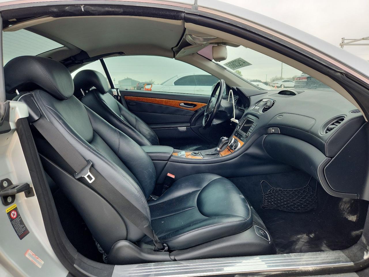 2007 Mercedes-benz Sl 550 Silver vin: WDBSK71F37F122453