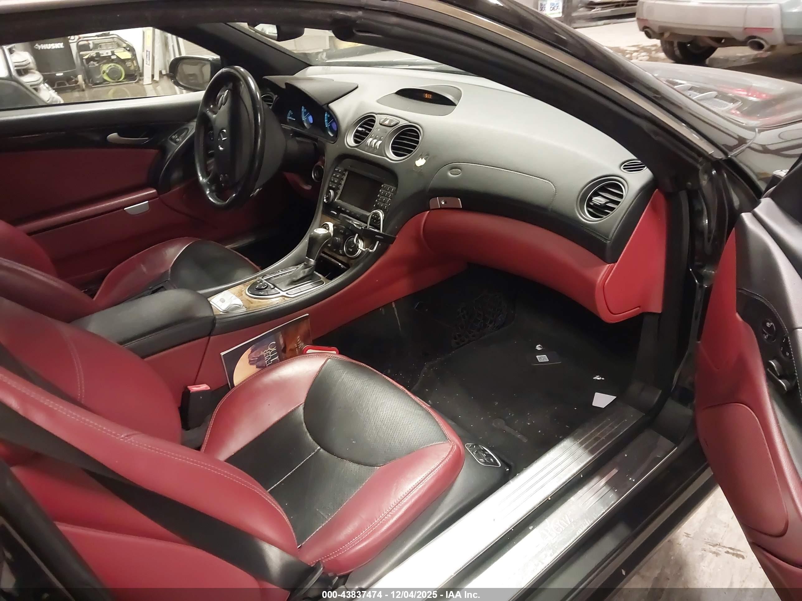 2007 Mercedes-benz Sl 550   Black vin: WDBSK71F37F126695