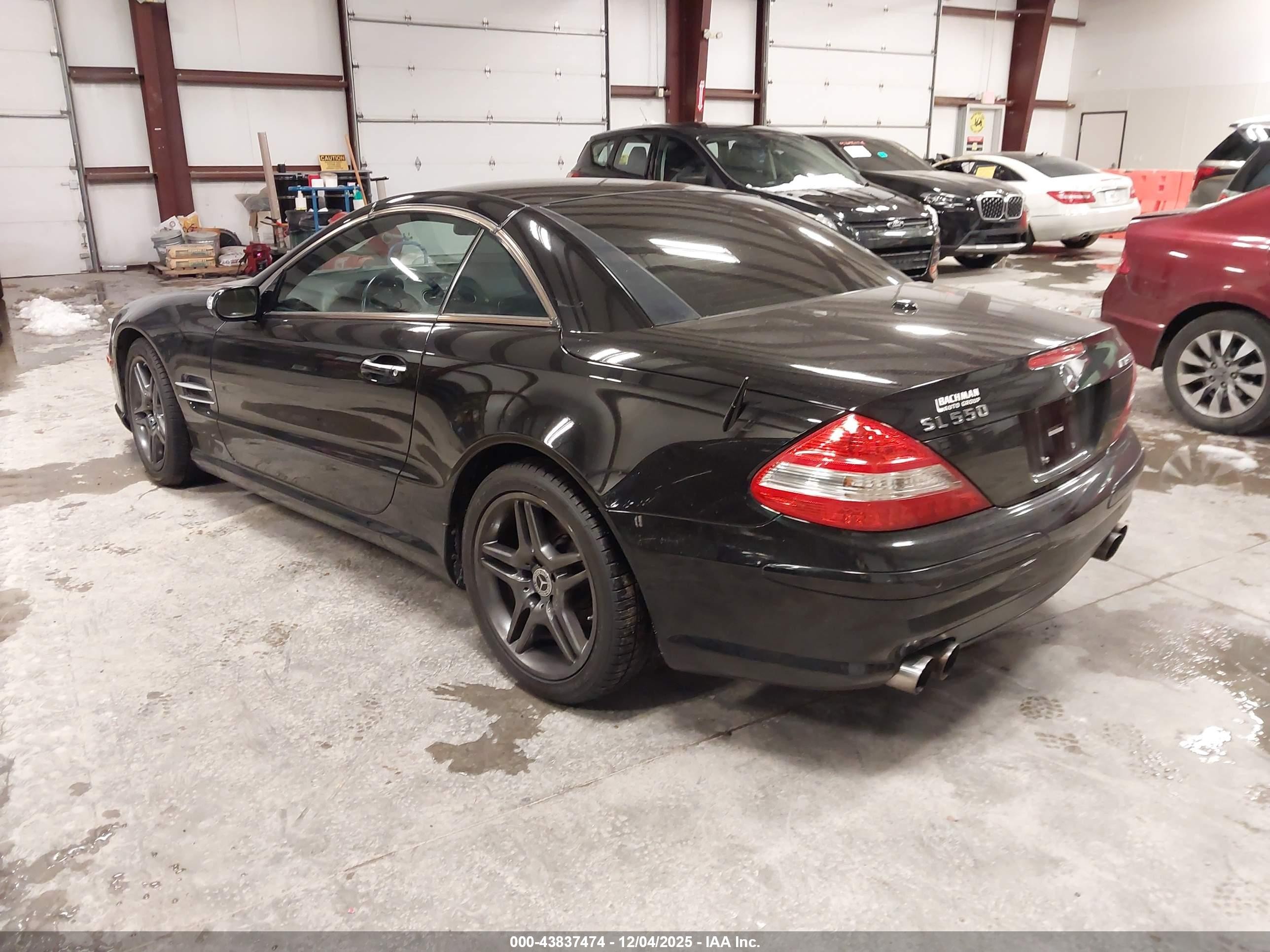 2007 Mercedes-benz Sl 550   Black vin: WDBSK71F37F126695