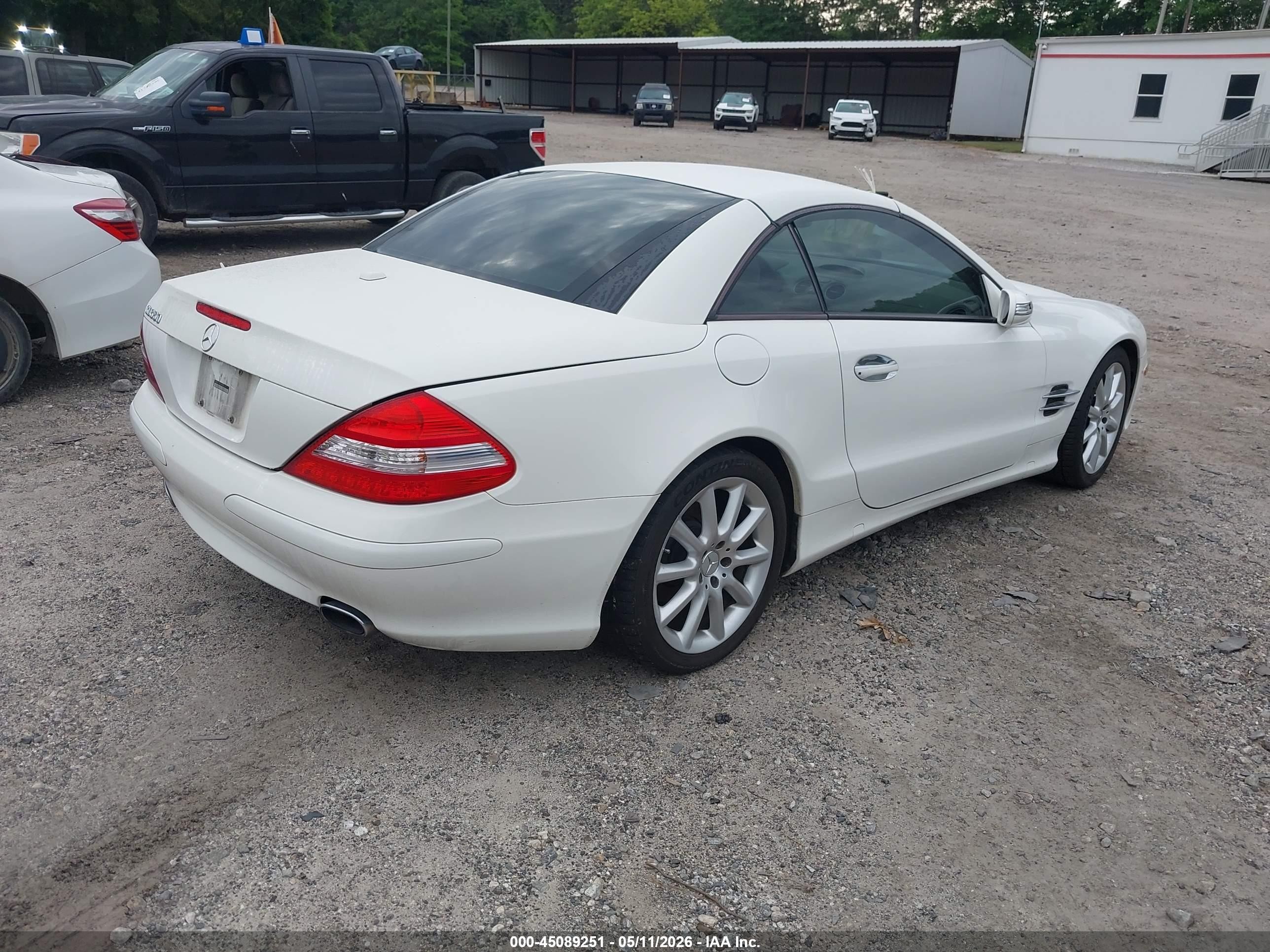 2007 Mercedes-benz Sl 550   Белый vin: WDBSK71F37F127507