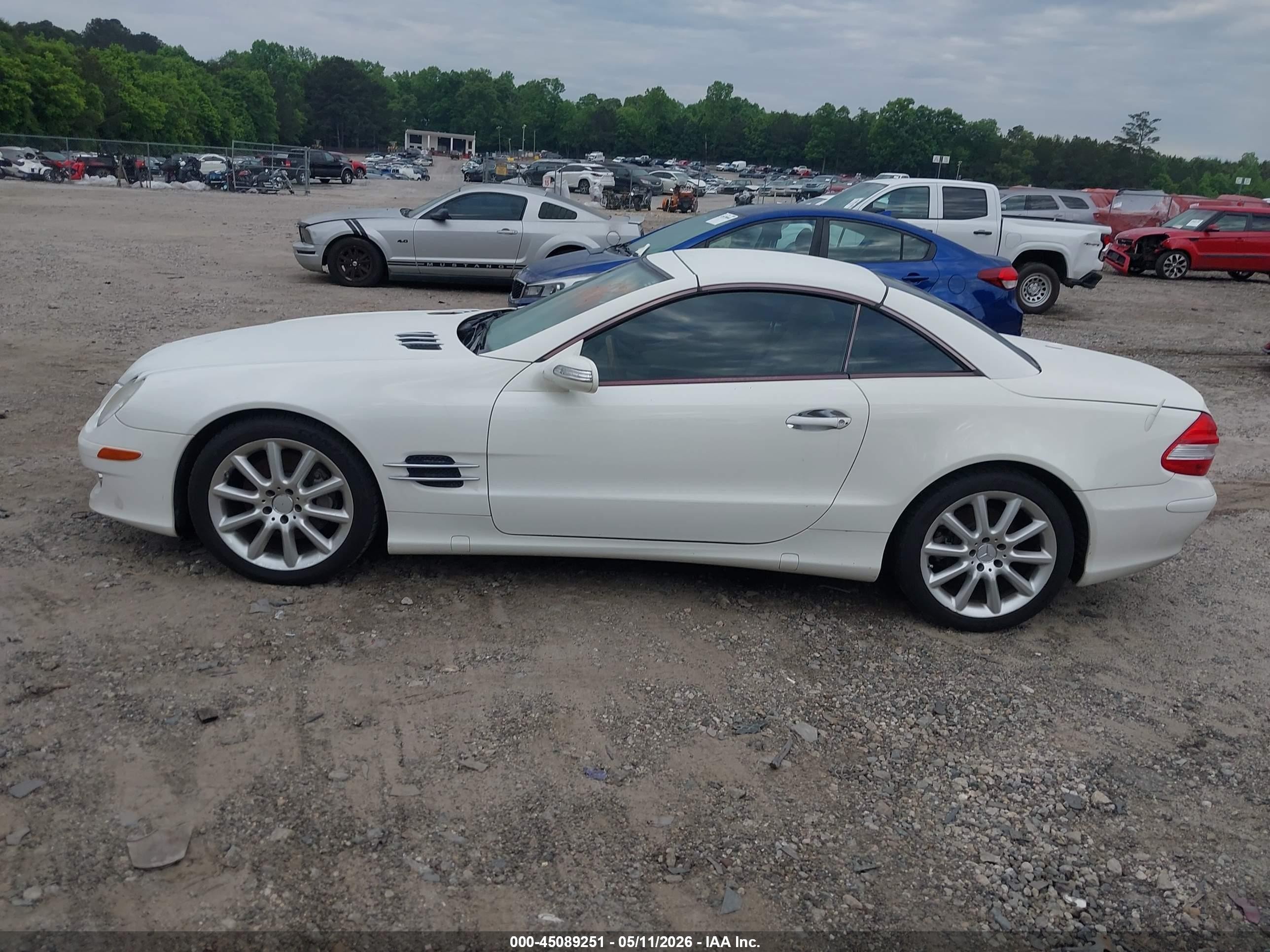 2007 Mercedes-benz Sl 550   Белый vin: WDBSK71F37F127507
