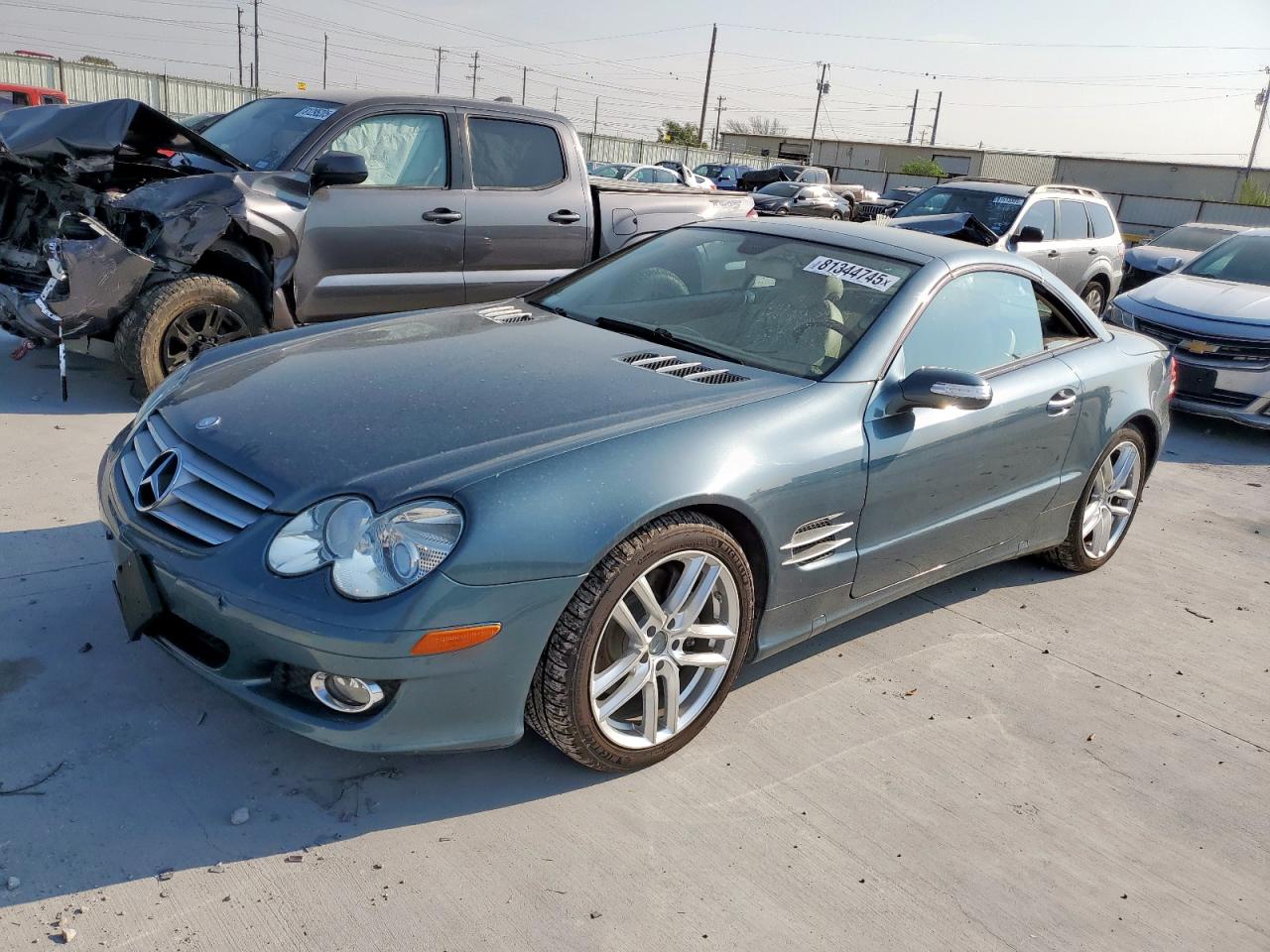 2007 Mercedes-benz Sl 550 Blue vin: WDBSK71F37F131119