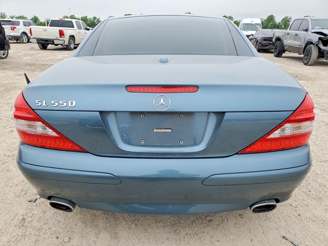 2007 Mercedes-benz Sl 550 Blue vin: WDBSK71F37F132741