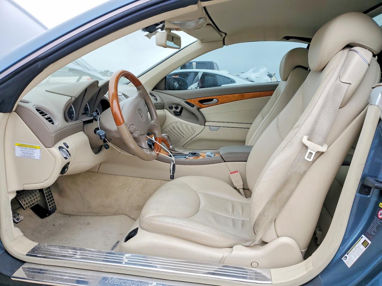 2007 Mercedes-benz Sl 550 Blue vin: WDBSK71F37F132741