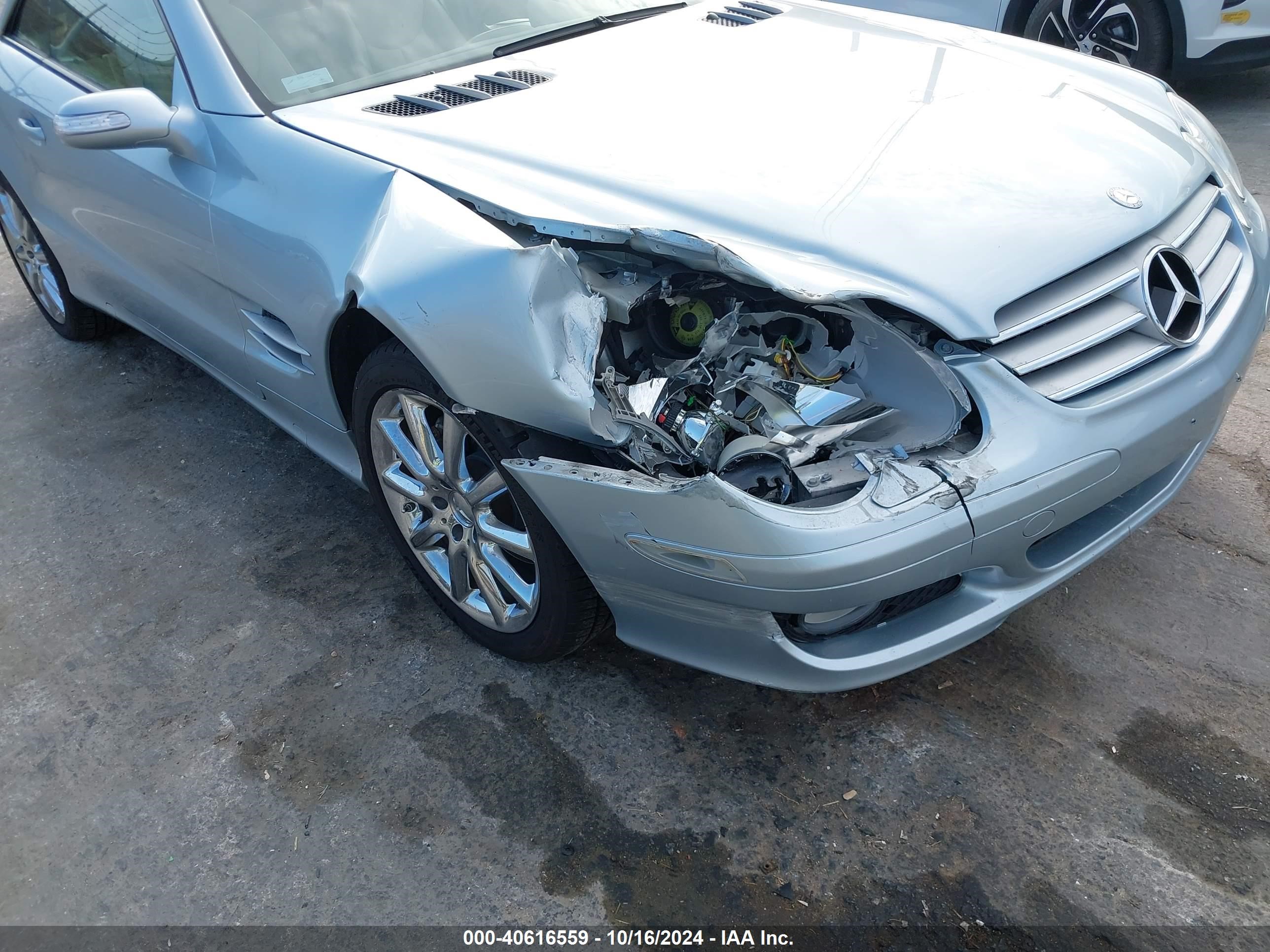 2007 Mercedes-benz Sl 550   Blue vin: WDBSK71F37F132867