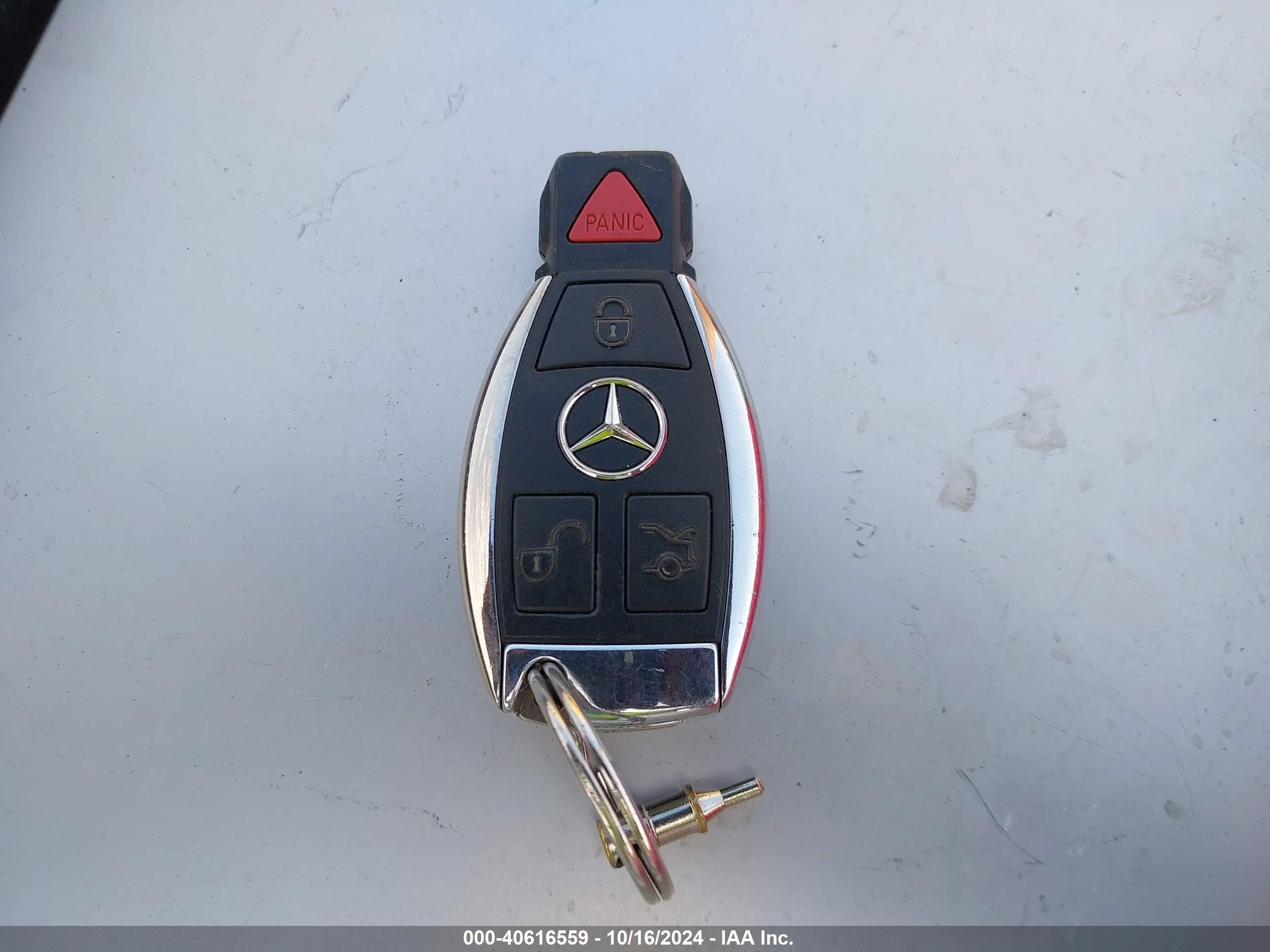 2007 Mercedes-benz Sl 550   Blue vin: WDBSK71F37F132867