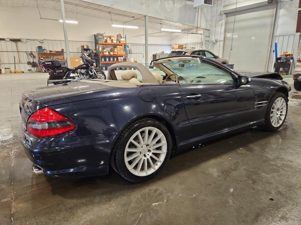 2008 Mercedes-benz Sl 550 Blue vin: WDBSK71F38F141599