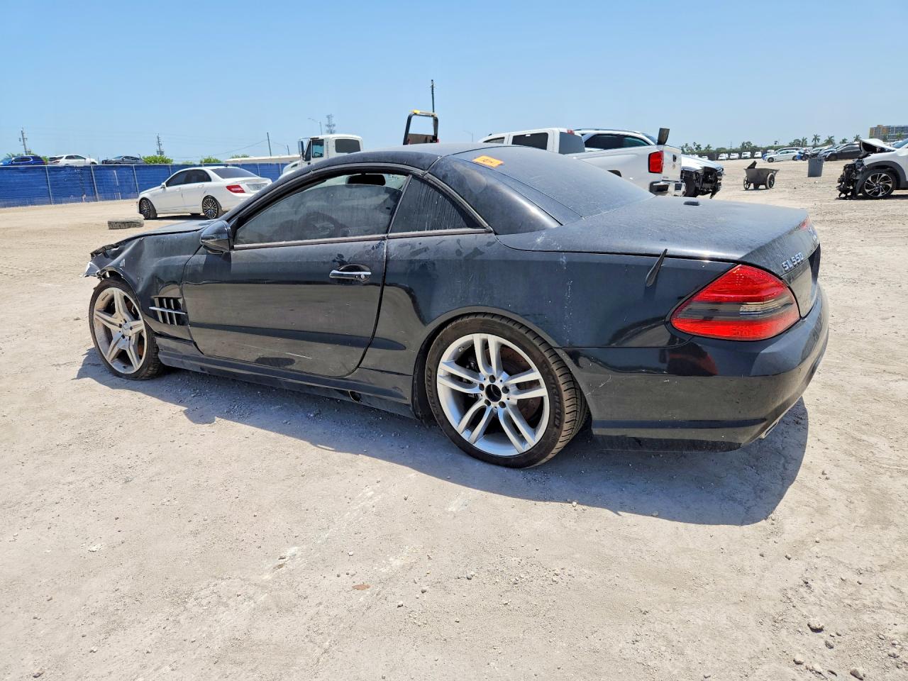 2009 Mercedes-benz Sl 550 Black vin: WDBSK71F39F150238
