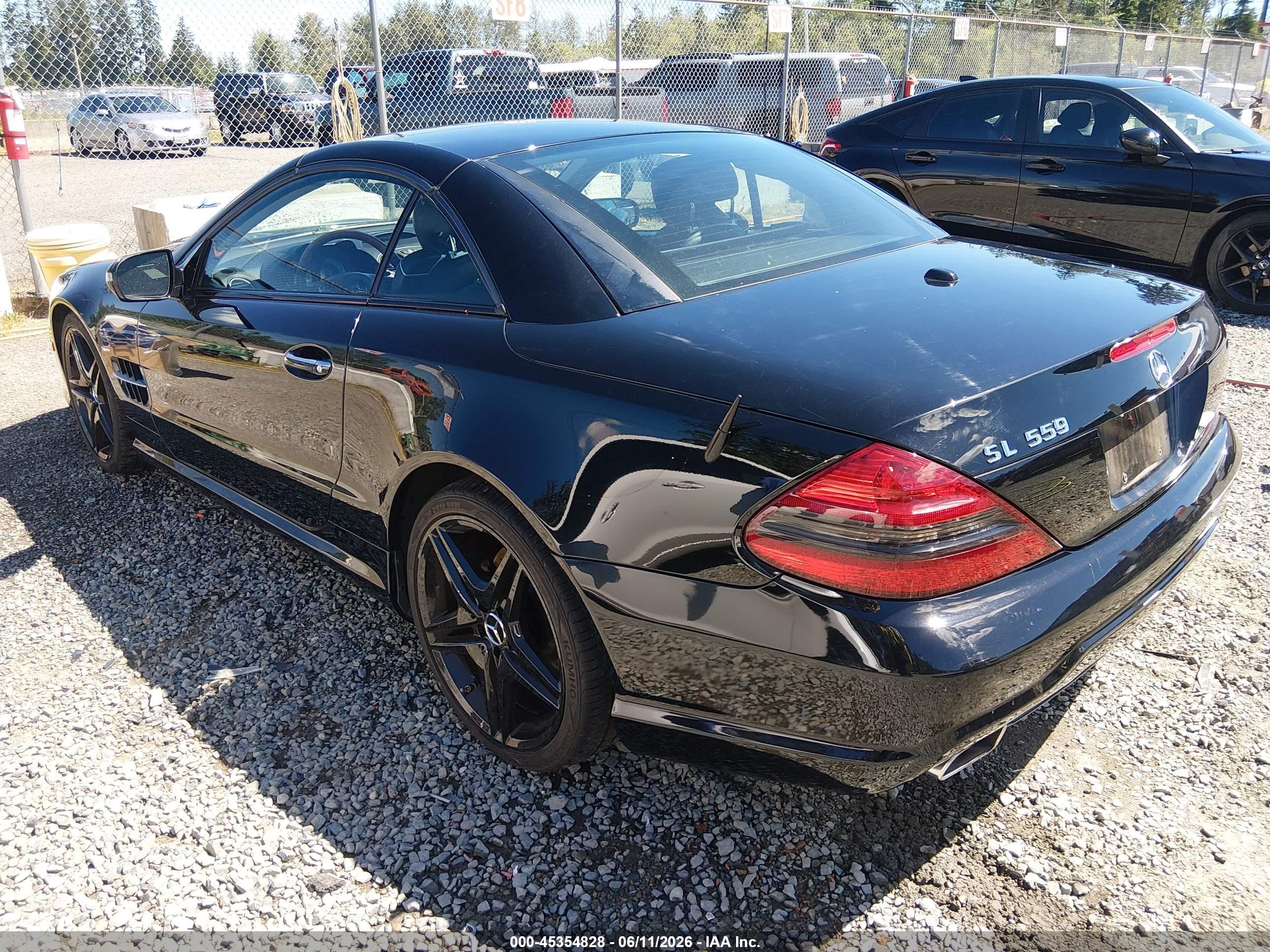 2009 Mercedes-benz Sl 550   Black vin: WDBSK71F39F152975