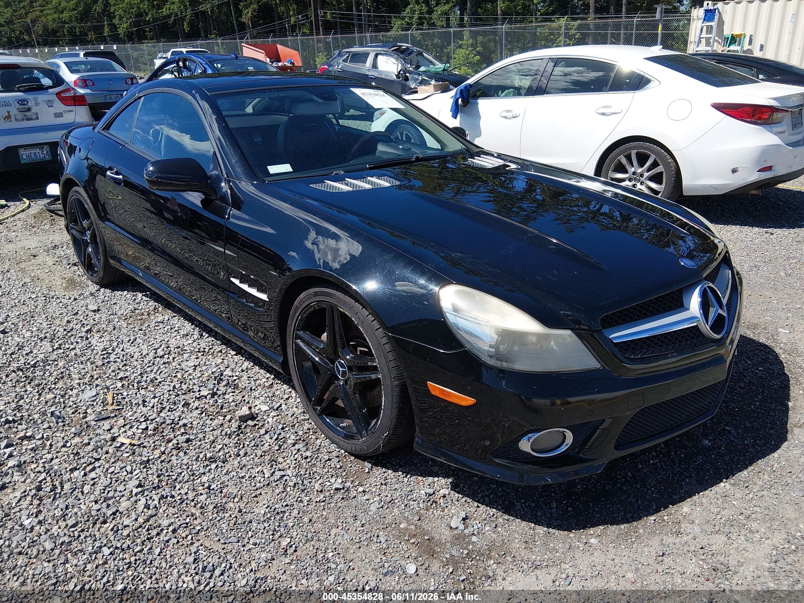 2009 Mercedes-benz Sl 550   Black vin: WDBSK71F39F152975