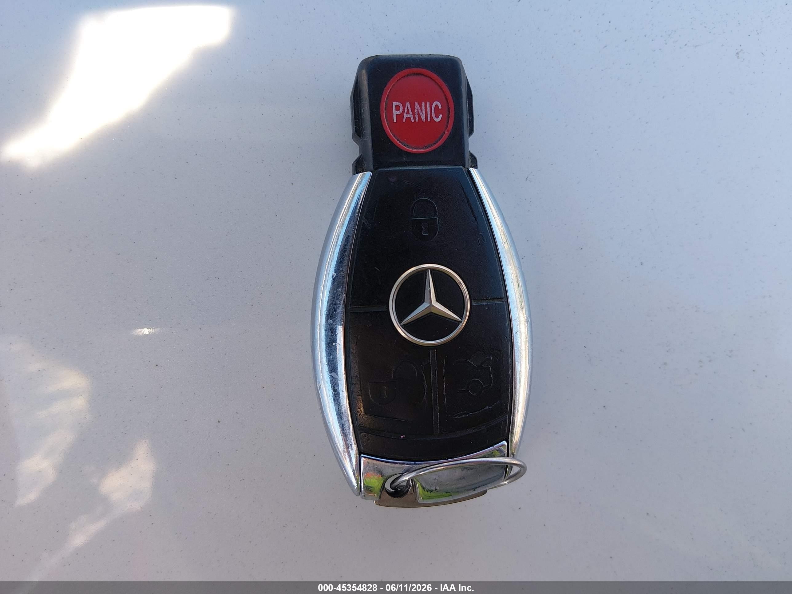 2009 Mercedes-benz Sl 550   Black vin: WDBSK71F39F152975