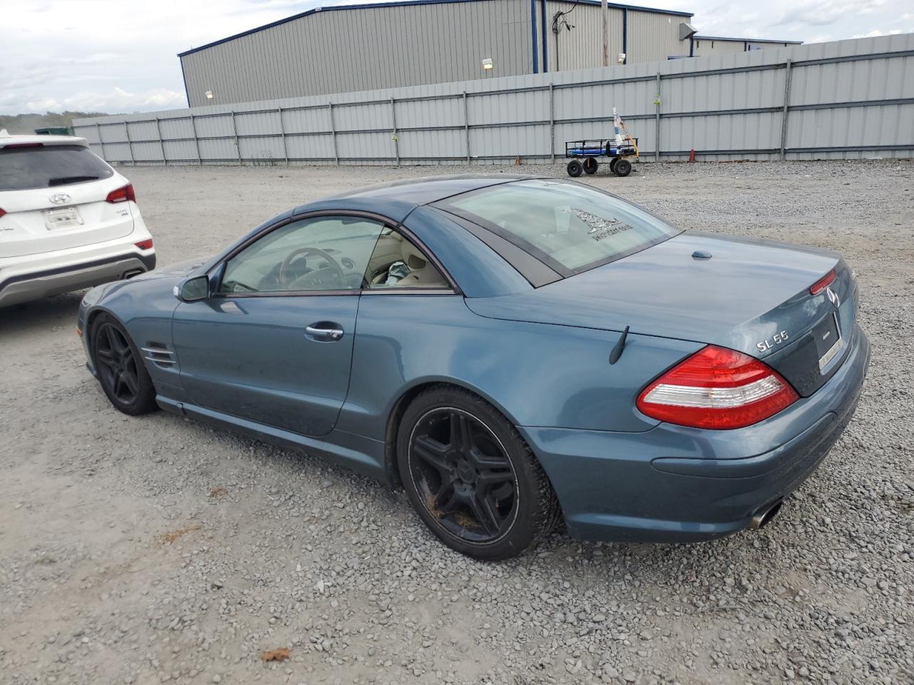 2007 Mercedes-benz Sl 550 Blue vin: WDBSK71F47F121005