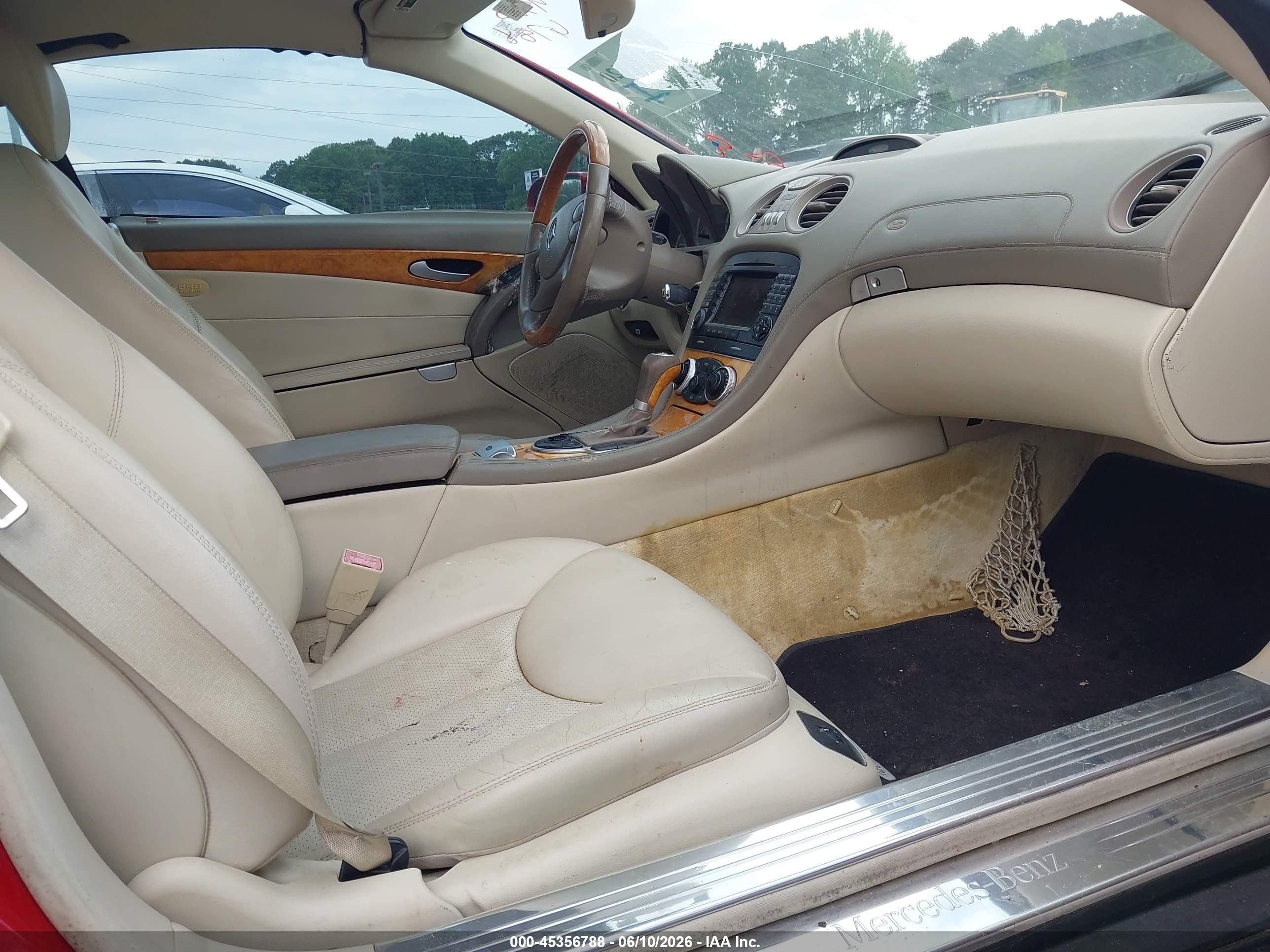 2007 Mercedes-benz Sl 550   Red vin: WDBSK71F47F124390
