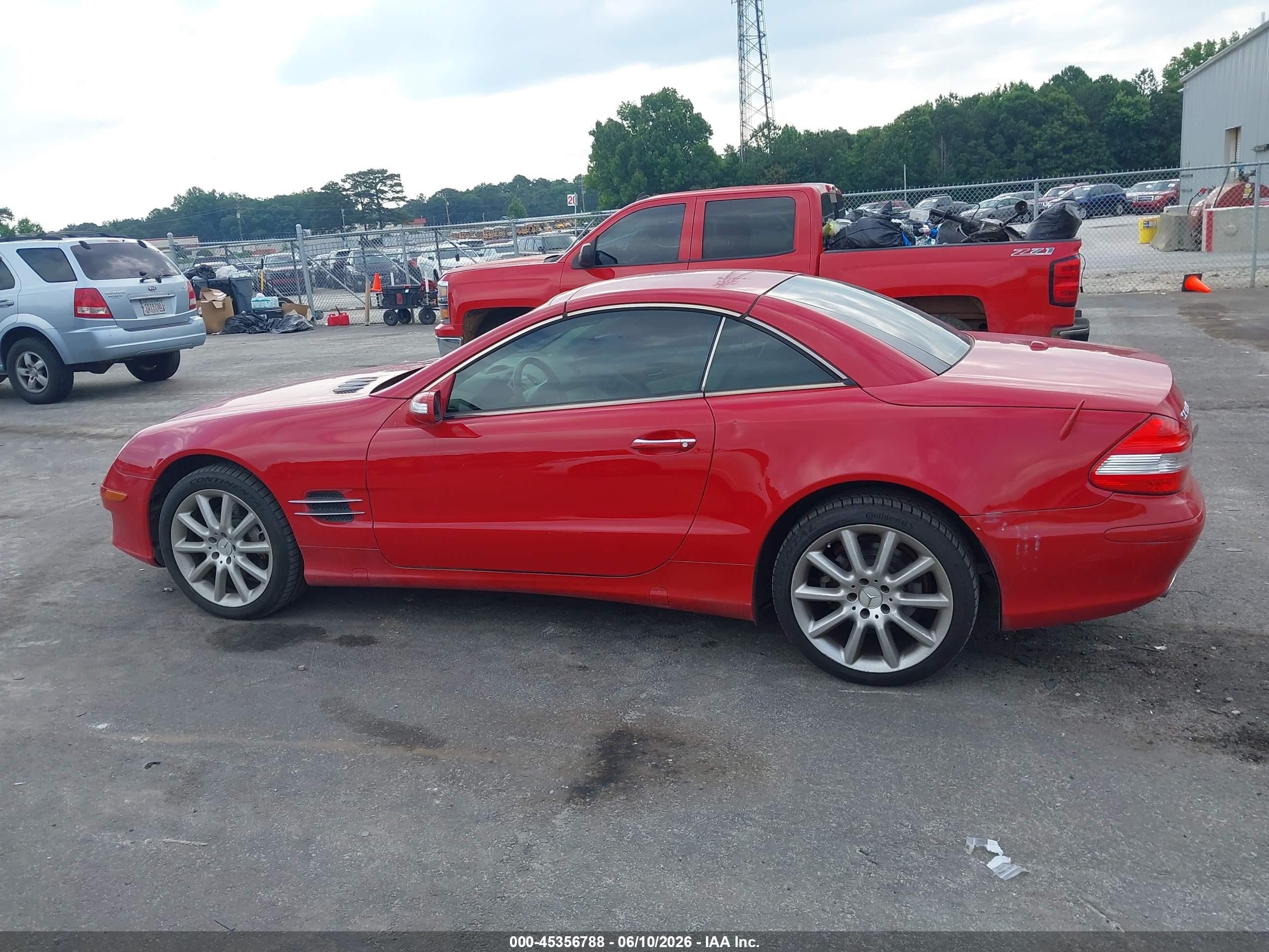 2007 Mercedes-benz Sl 550   Red vin: WDBSK71F47F124390