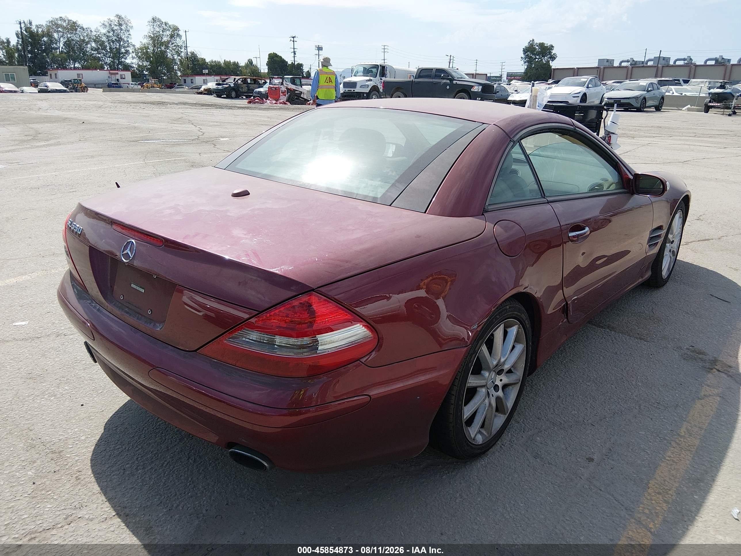 2007 Mercedes-benz Sl 550   Maroon vin: WDBSK71F47F129542