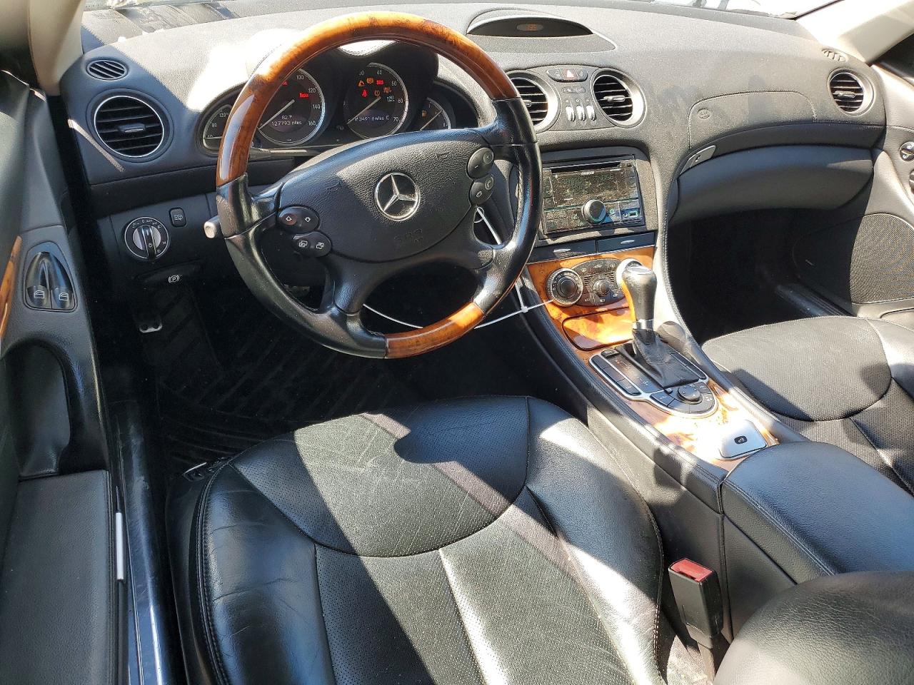2007 Mercedes-benz Sl 550 Silver vin: WDBSK71F47F130514