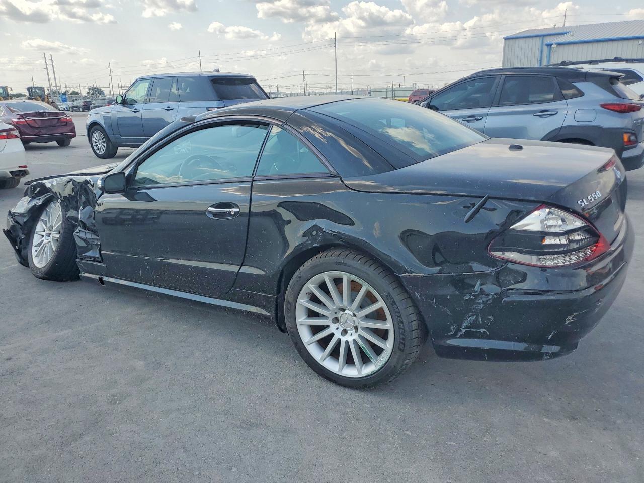 2008 Mercedes-benz Sl 550 Black vin: WDBSK71F48F141918