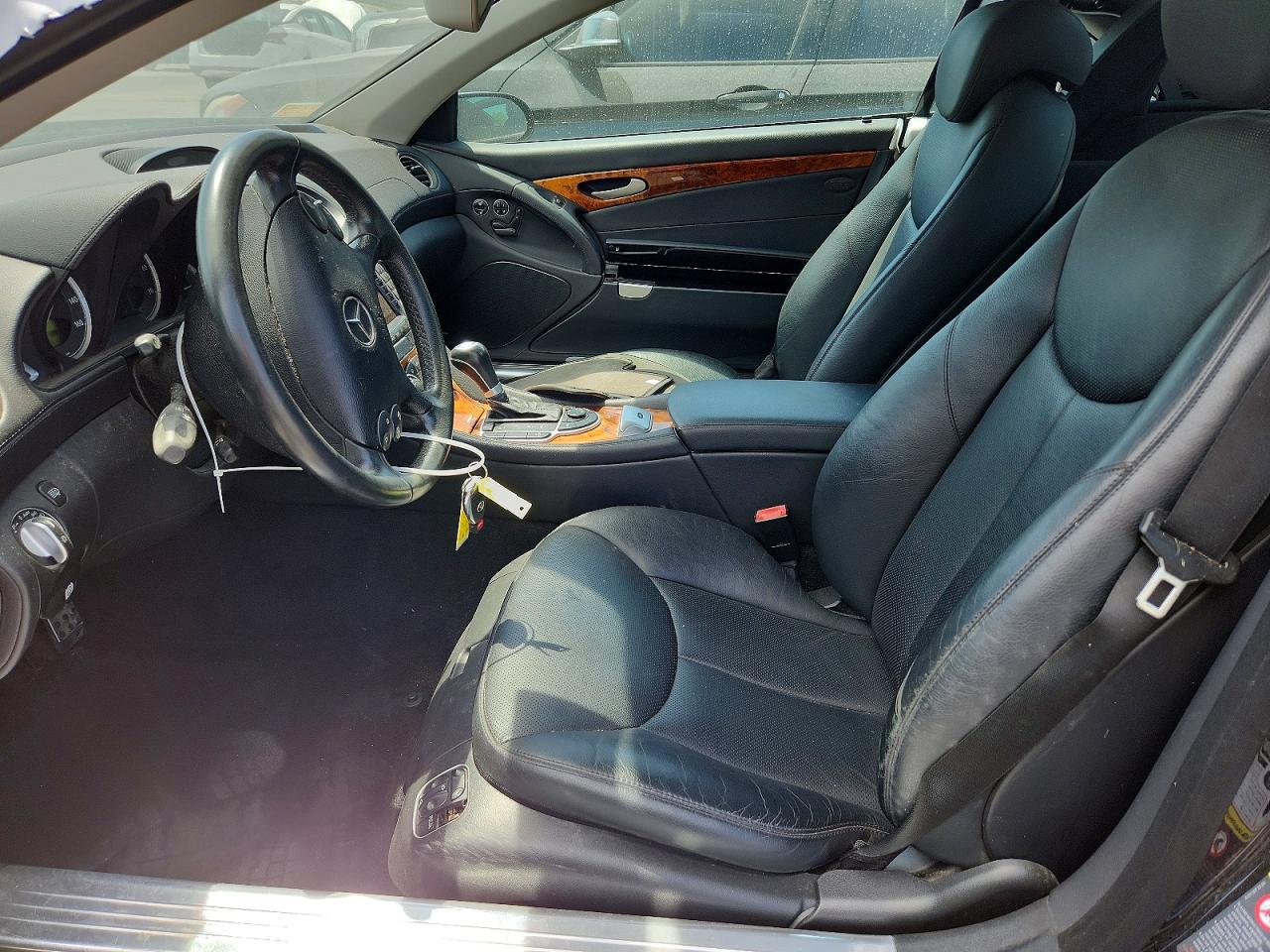 2008 Mercedes-benz Sl 550 Black vin: WDBSK71F48F141918
