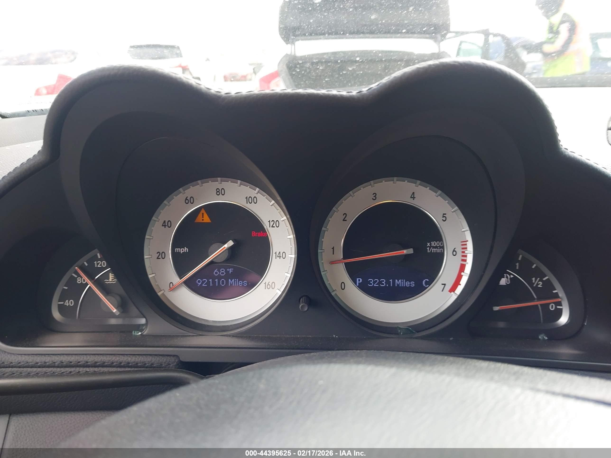2009 Mercedes-benz Sl 550   Black vin: WDBSK71F49F142309