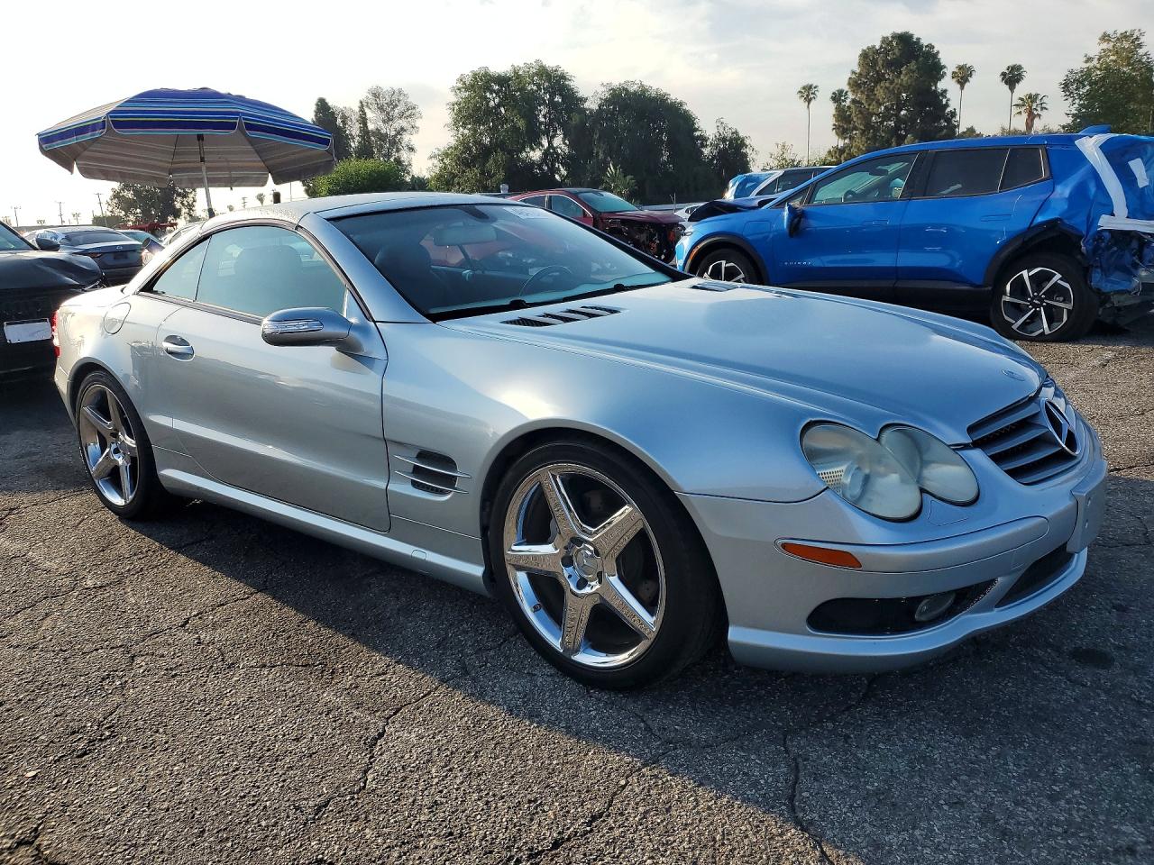 2007 Mercedes Benz Sl 550 Silver vin: WDBSK71F57F124527