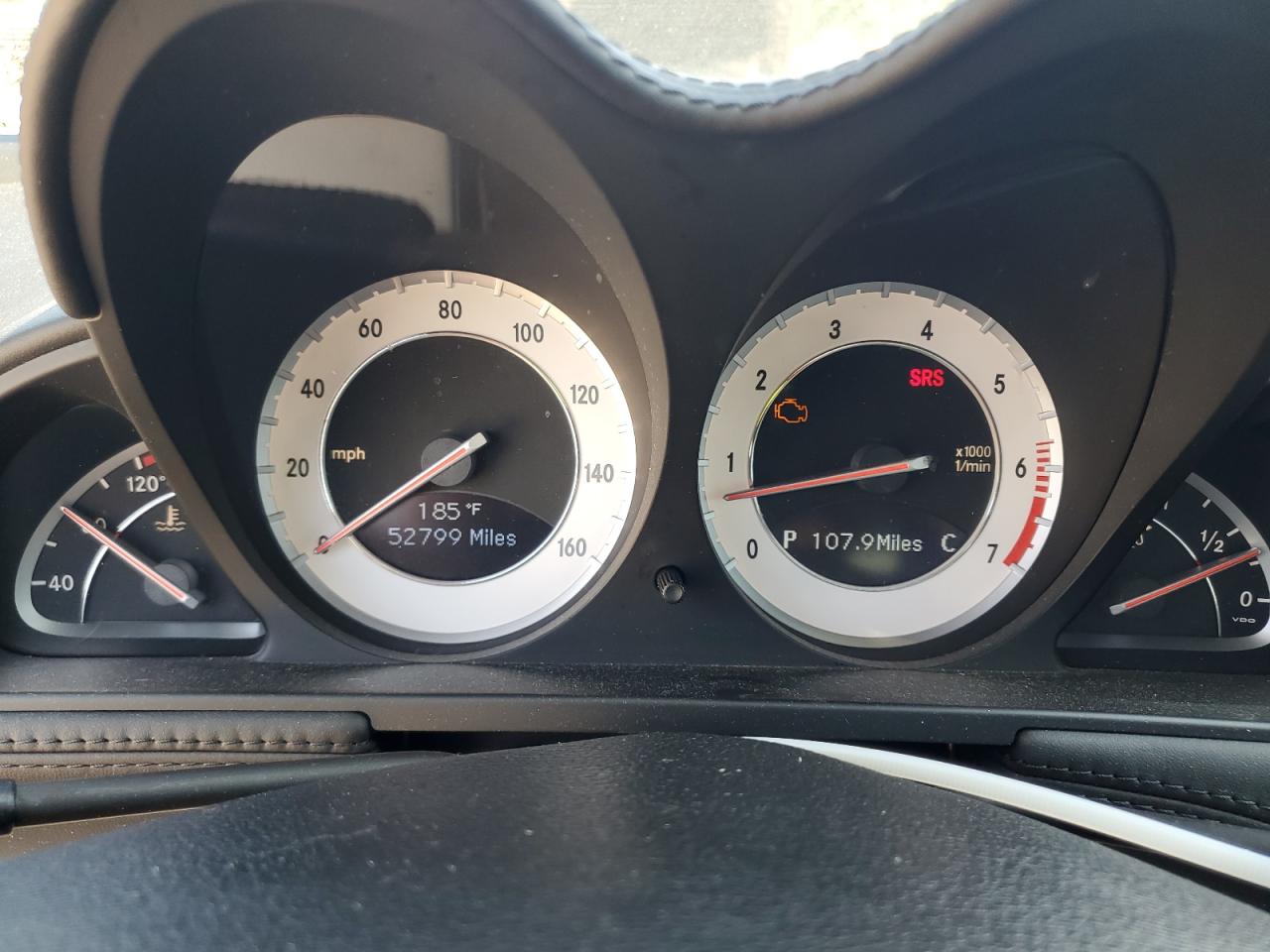 2007 Mercedes-benz Sl 550 White vin: WDBSK71F57F128755