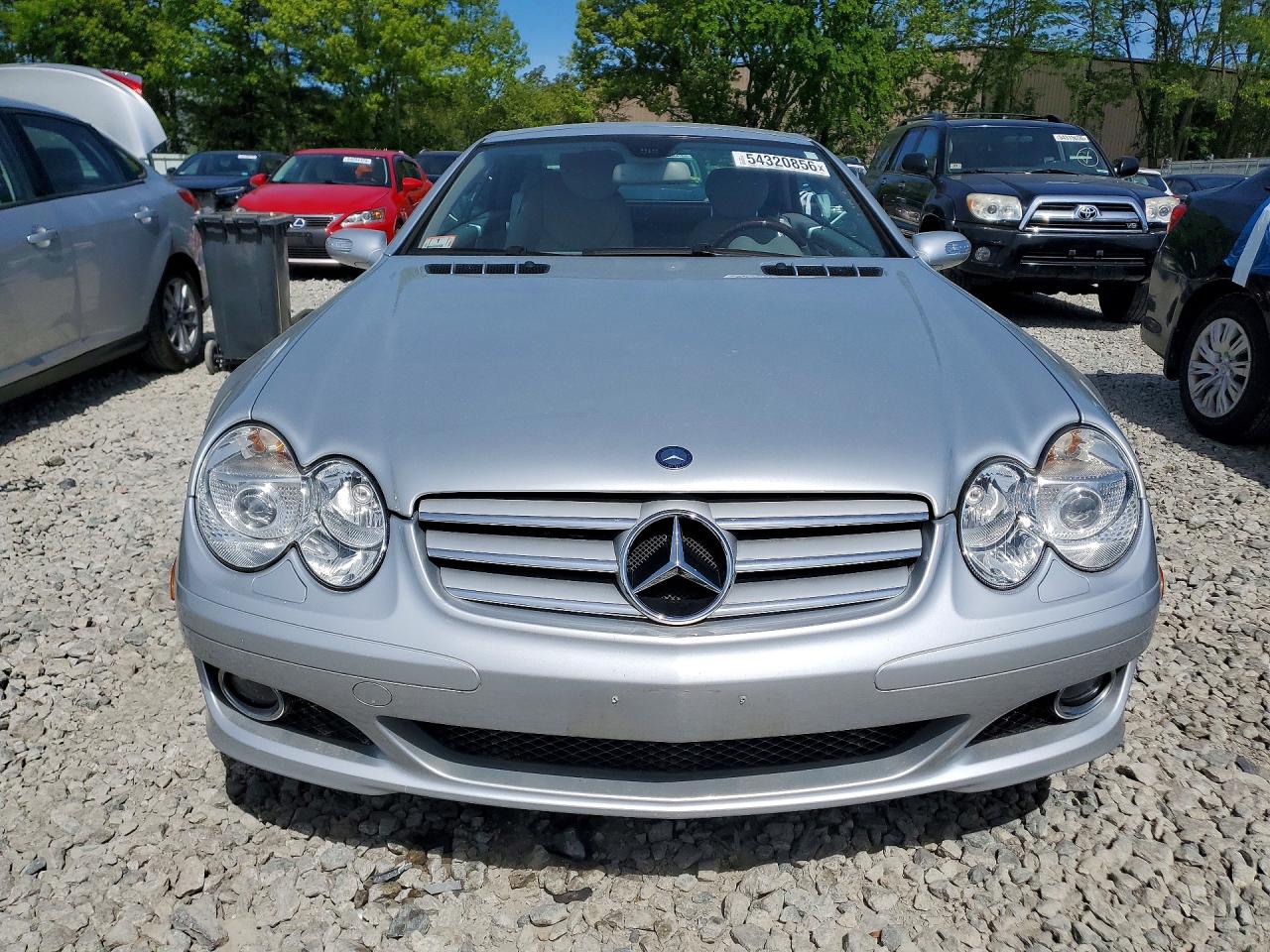 2007 Mercedes-benz Sl 550 Серебряный vin: WDBSK71F57F133826